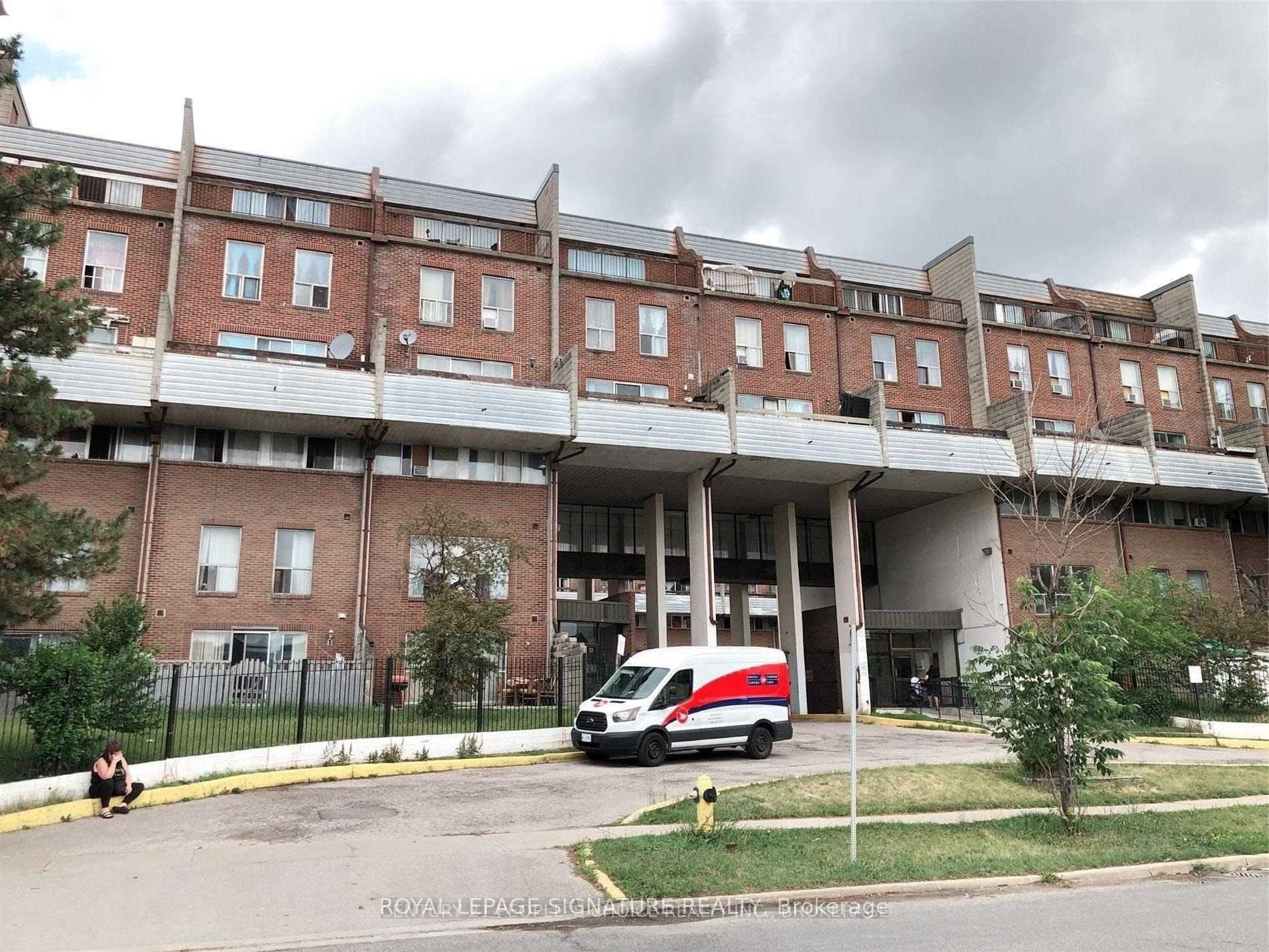 10 Eddystone Ave, #241