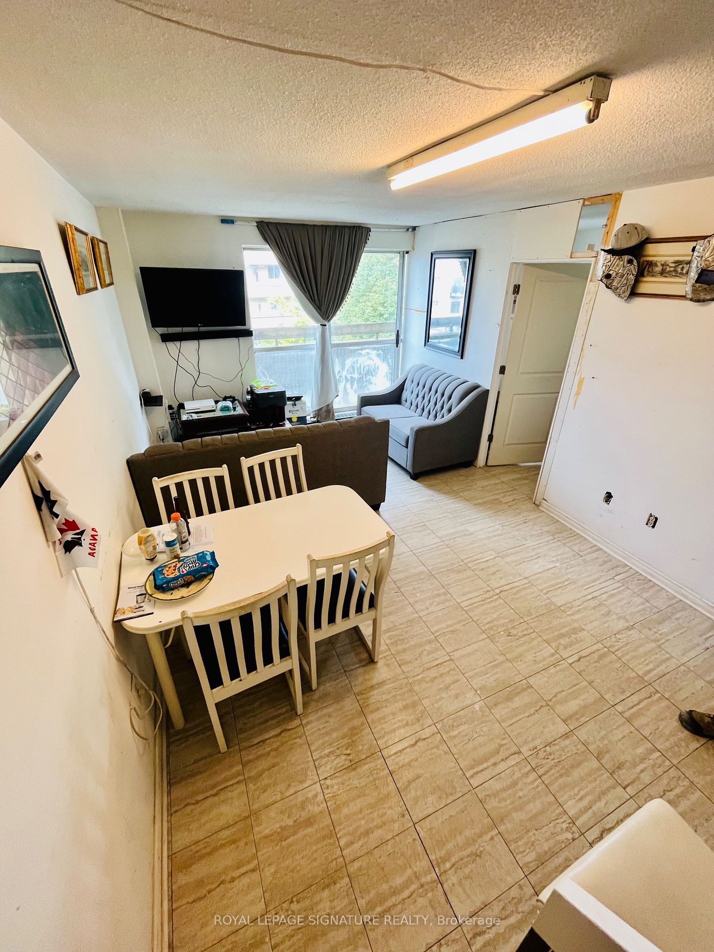 10 Eddystone Ave, #241