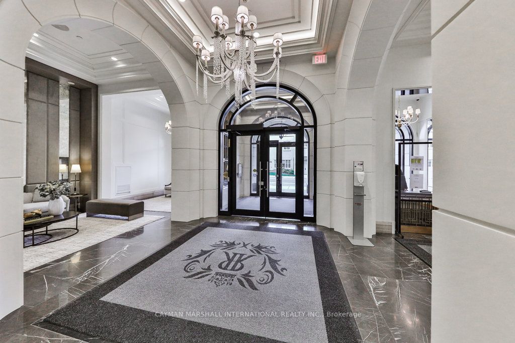 300 Randall St, #212