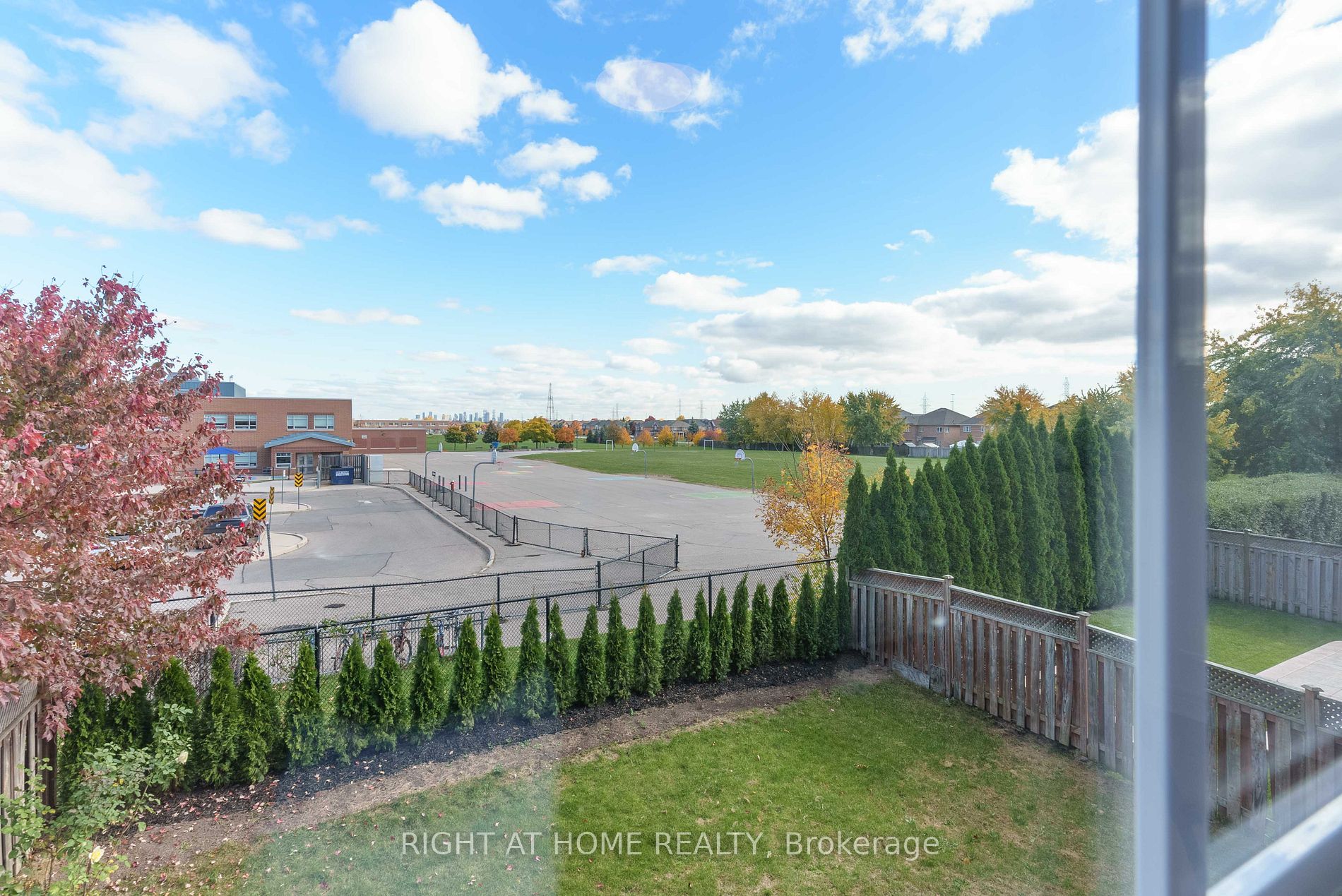 4903 Sebastian Dr