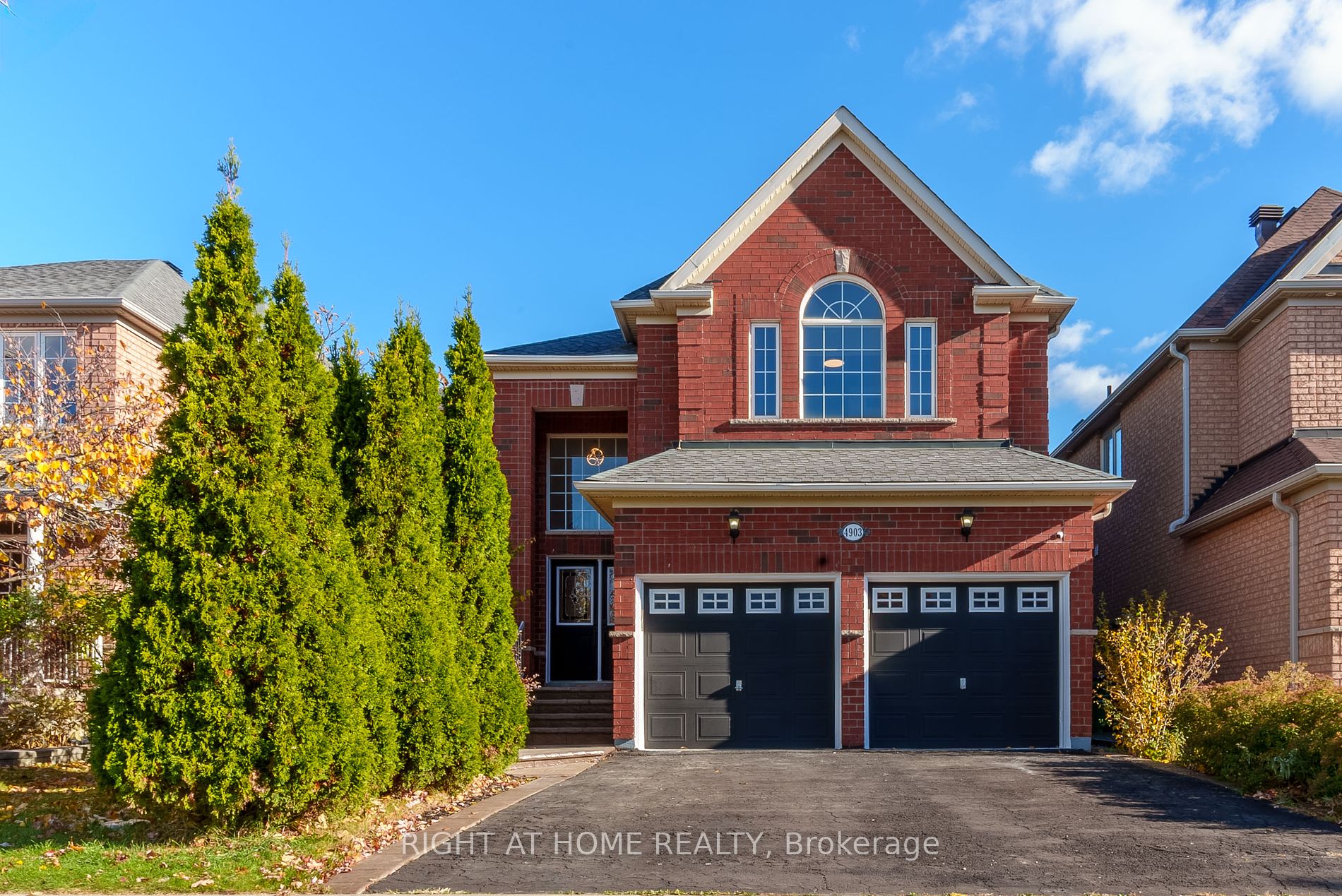 4903 Sebastian Dr