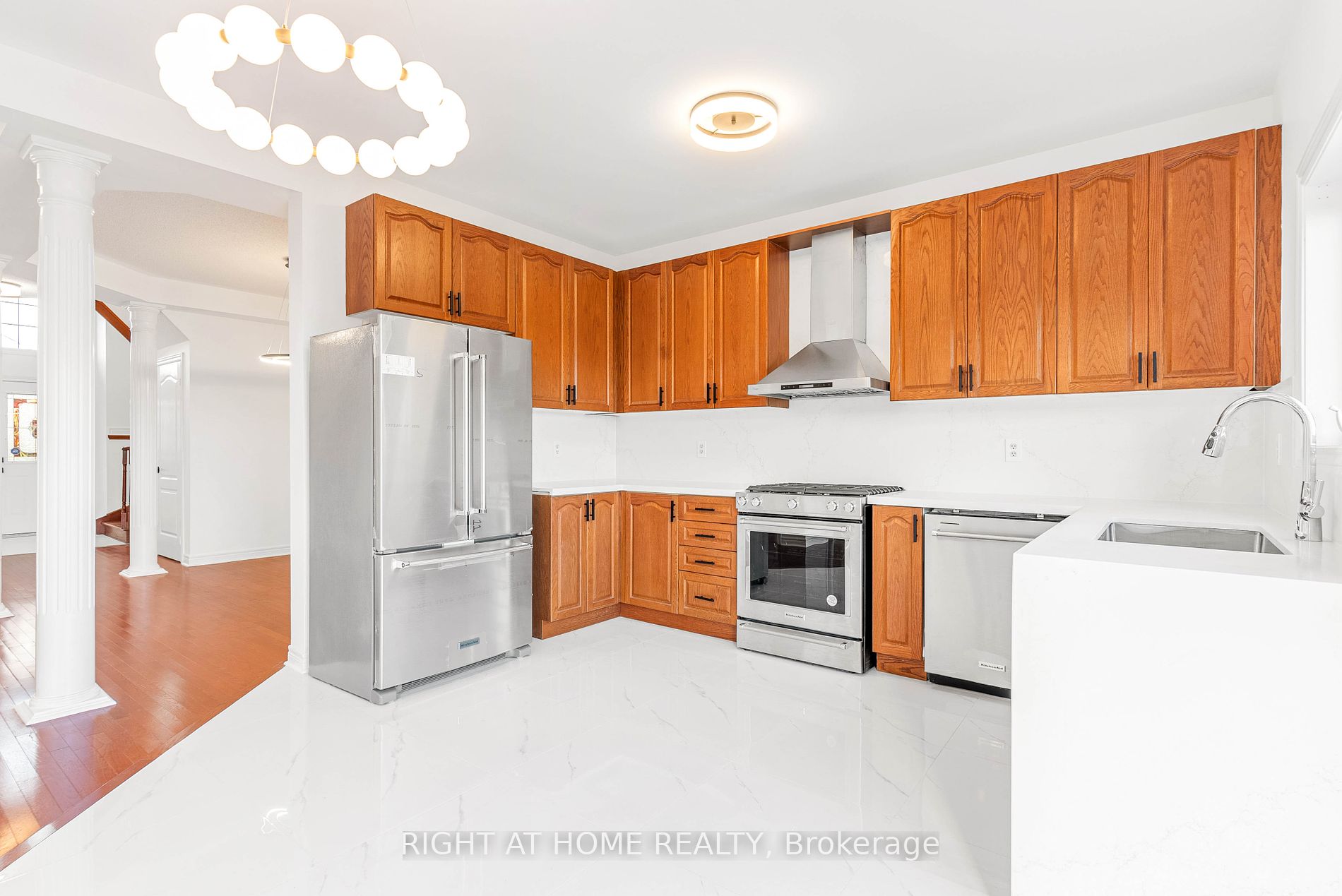 4903 Sebastian Dr