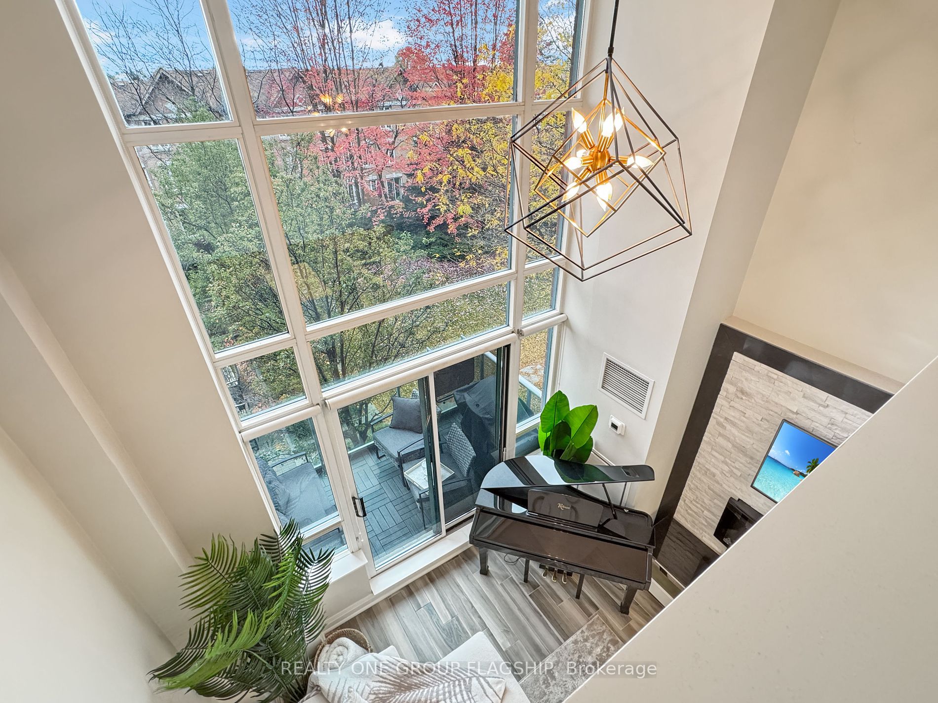 200 Manitoba St, #210