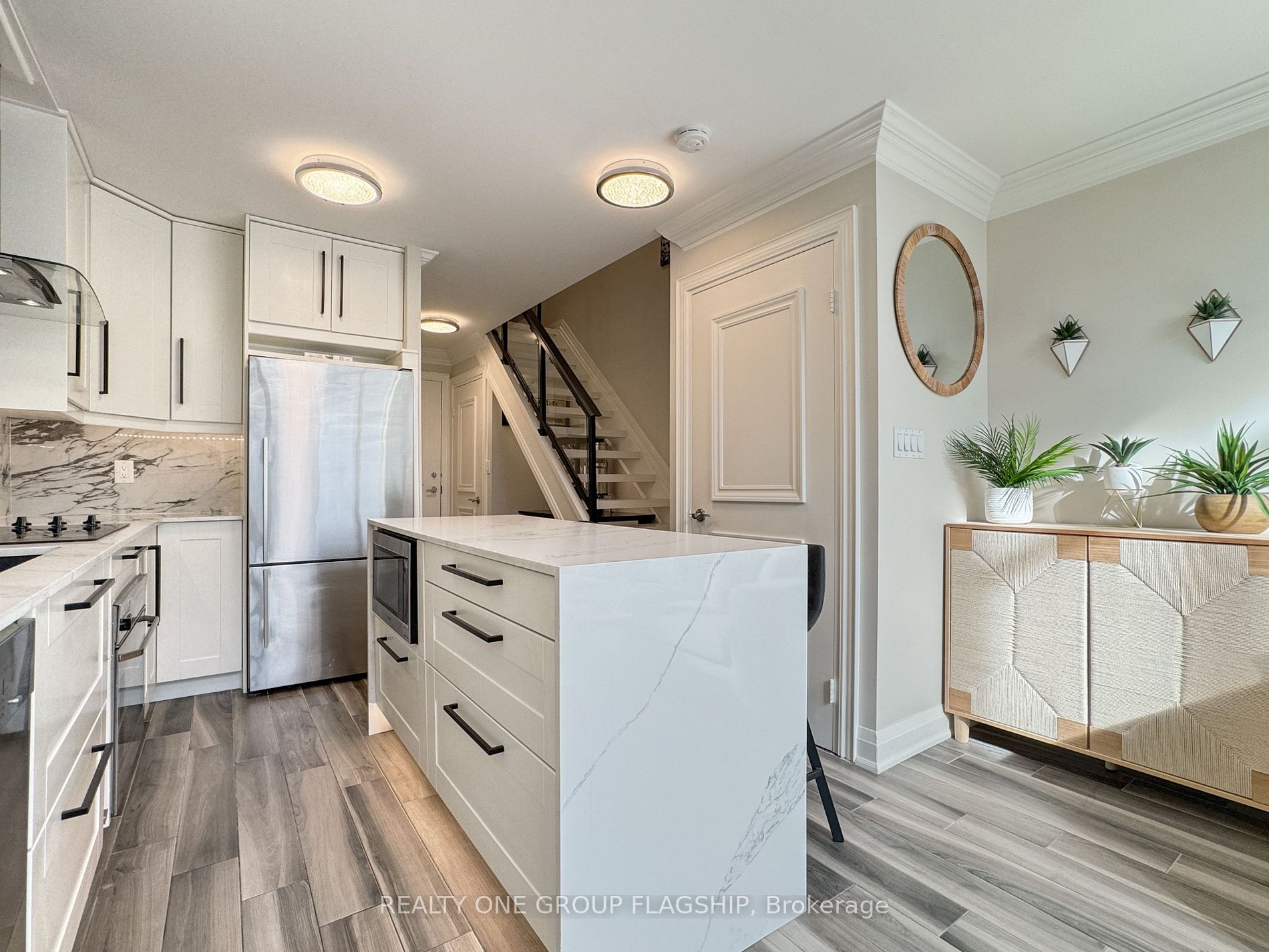 200 Manitoba St, #210