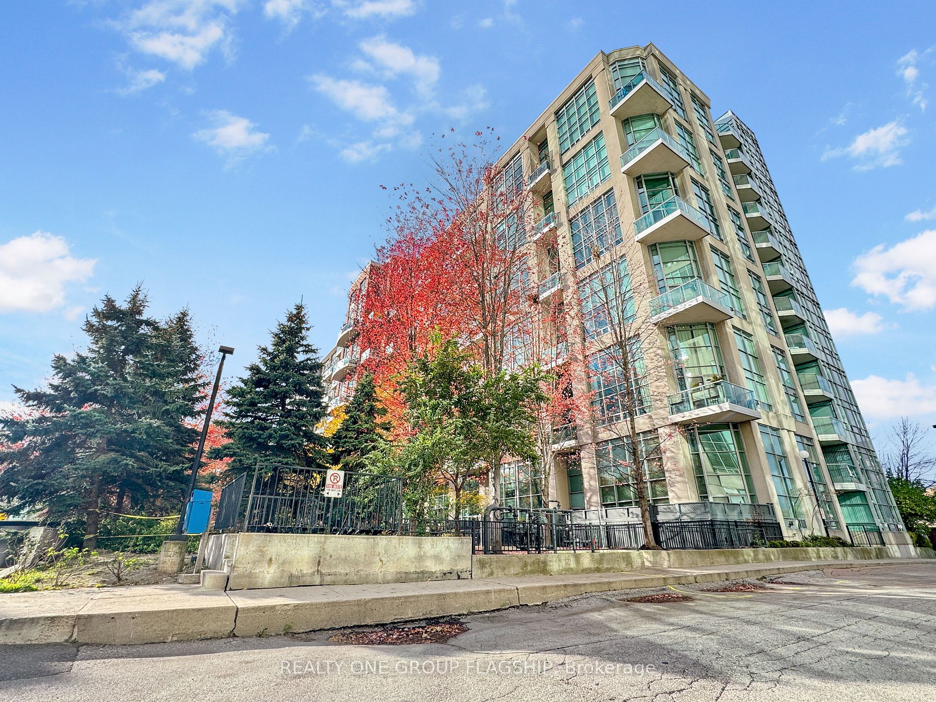 200 Manitoba St, #210
