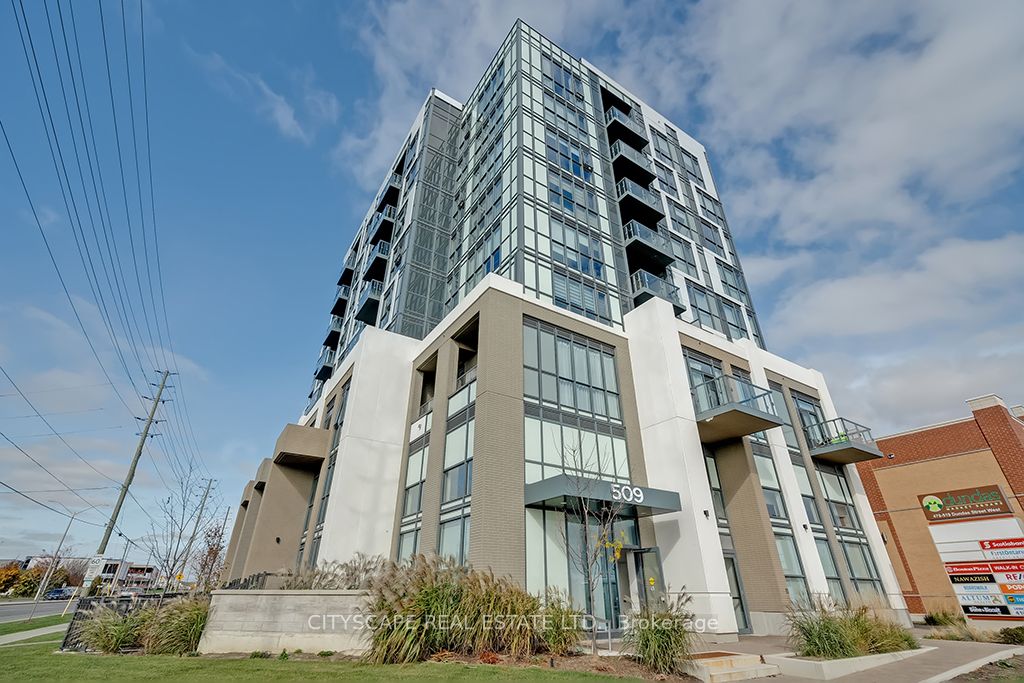 509 Dundas St W, #415