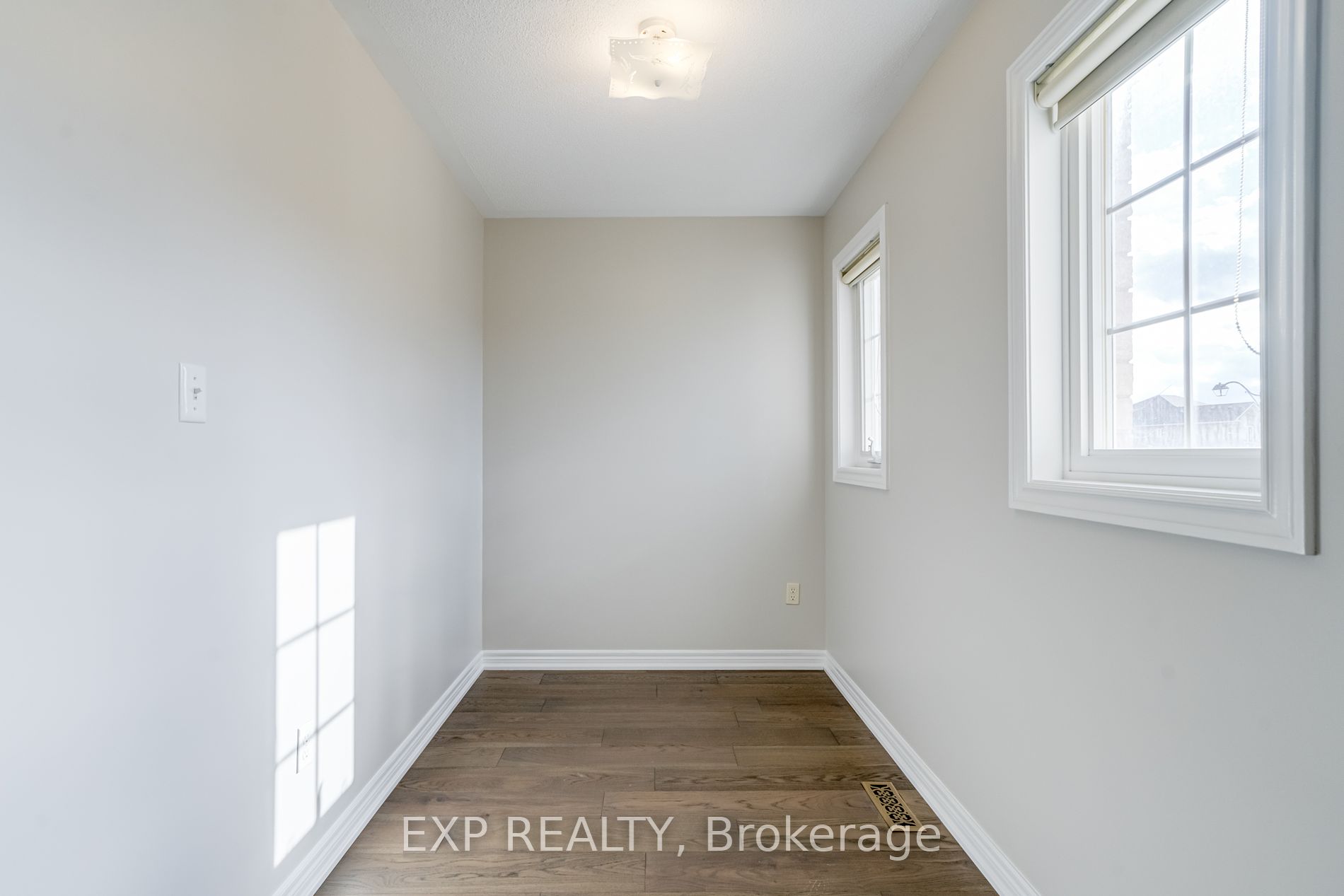 109 Eastbrook Way