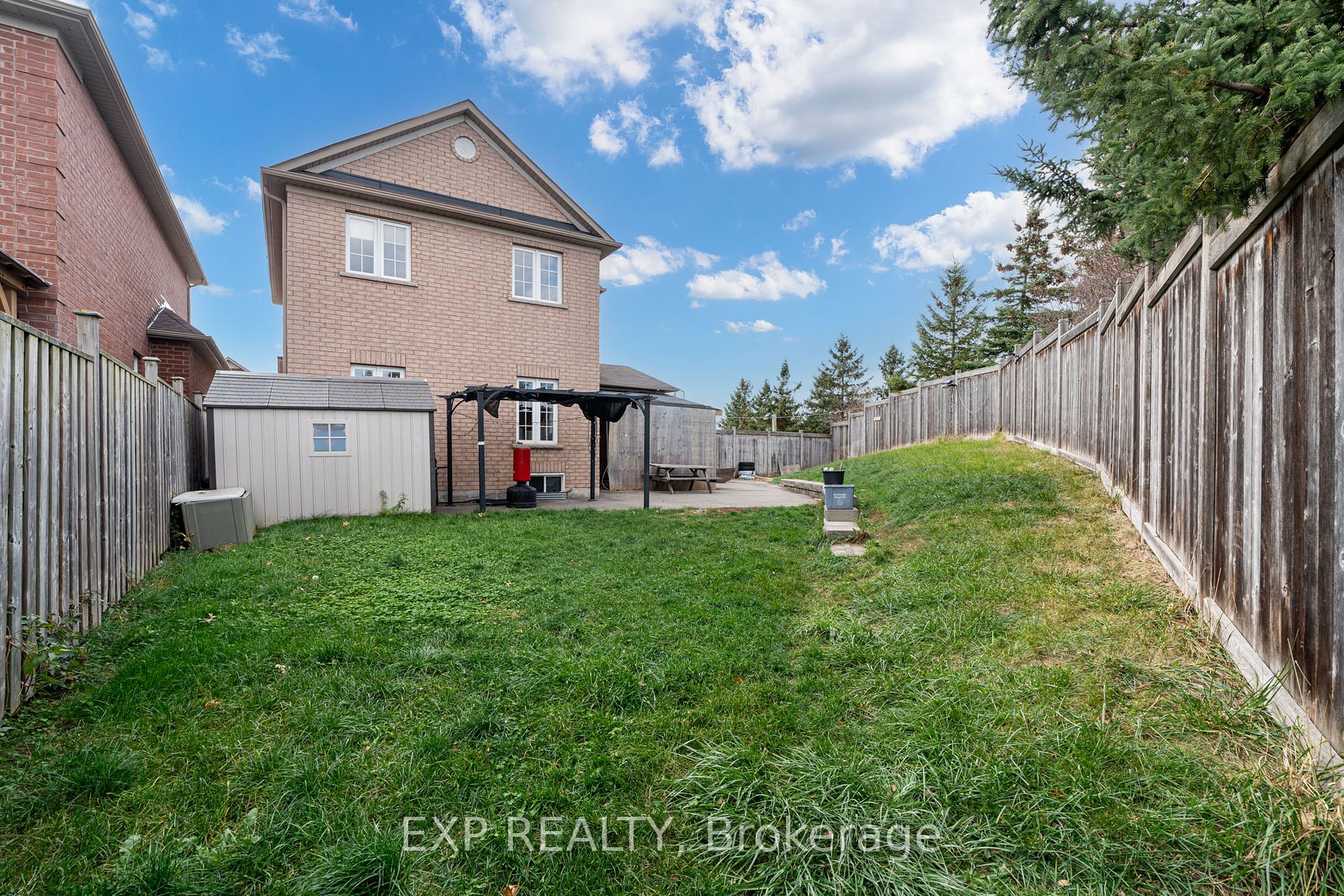 109 Eastbrook Way