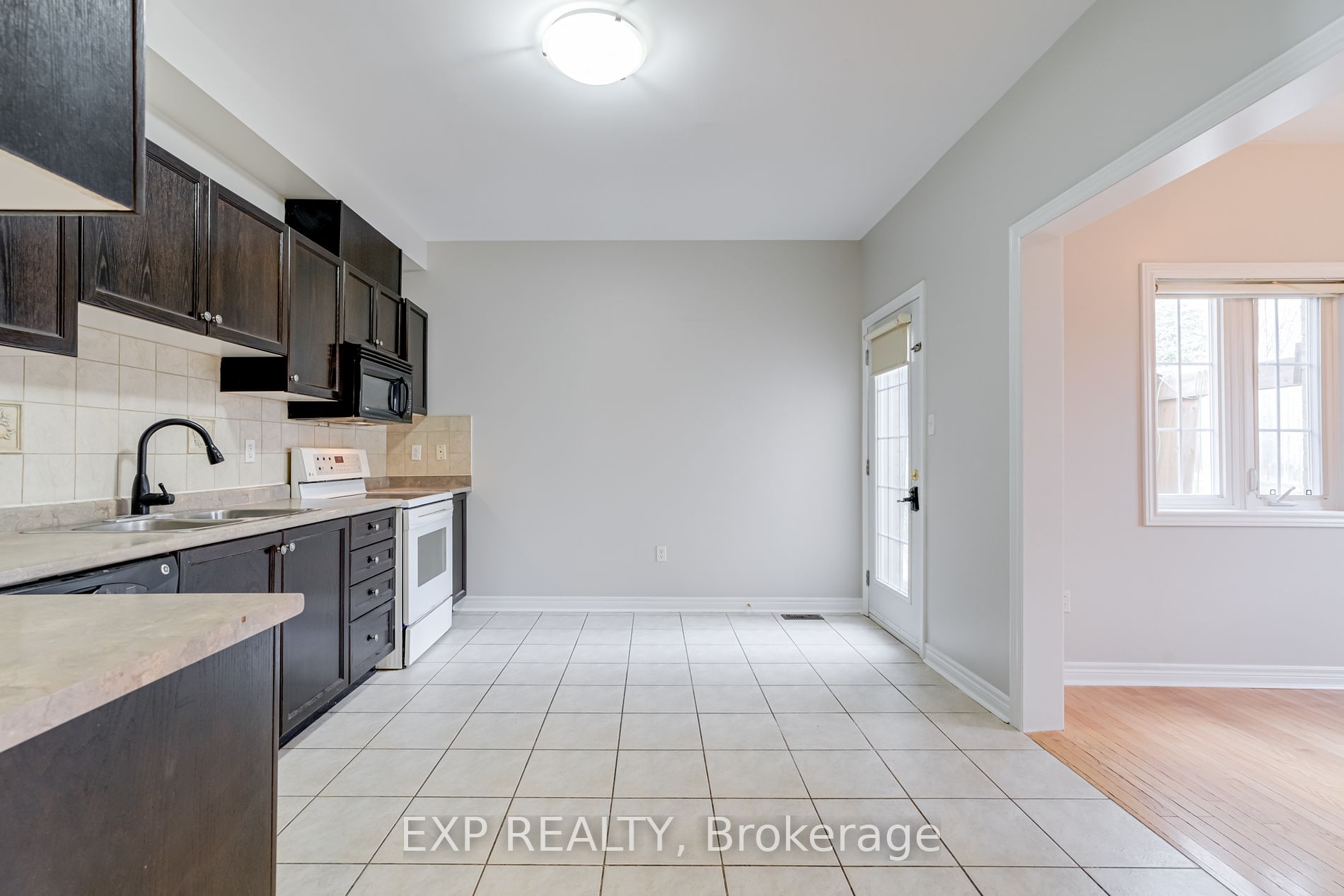 109 Eastbrook Way