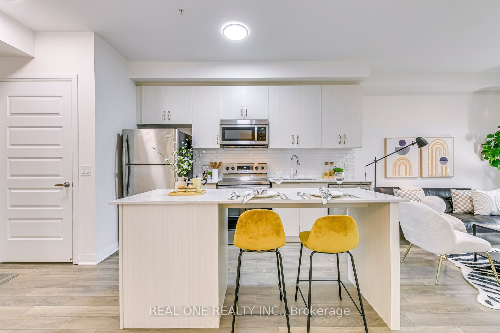 1105 Leger Way, #223
