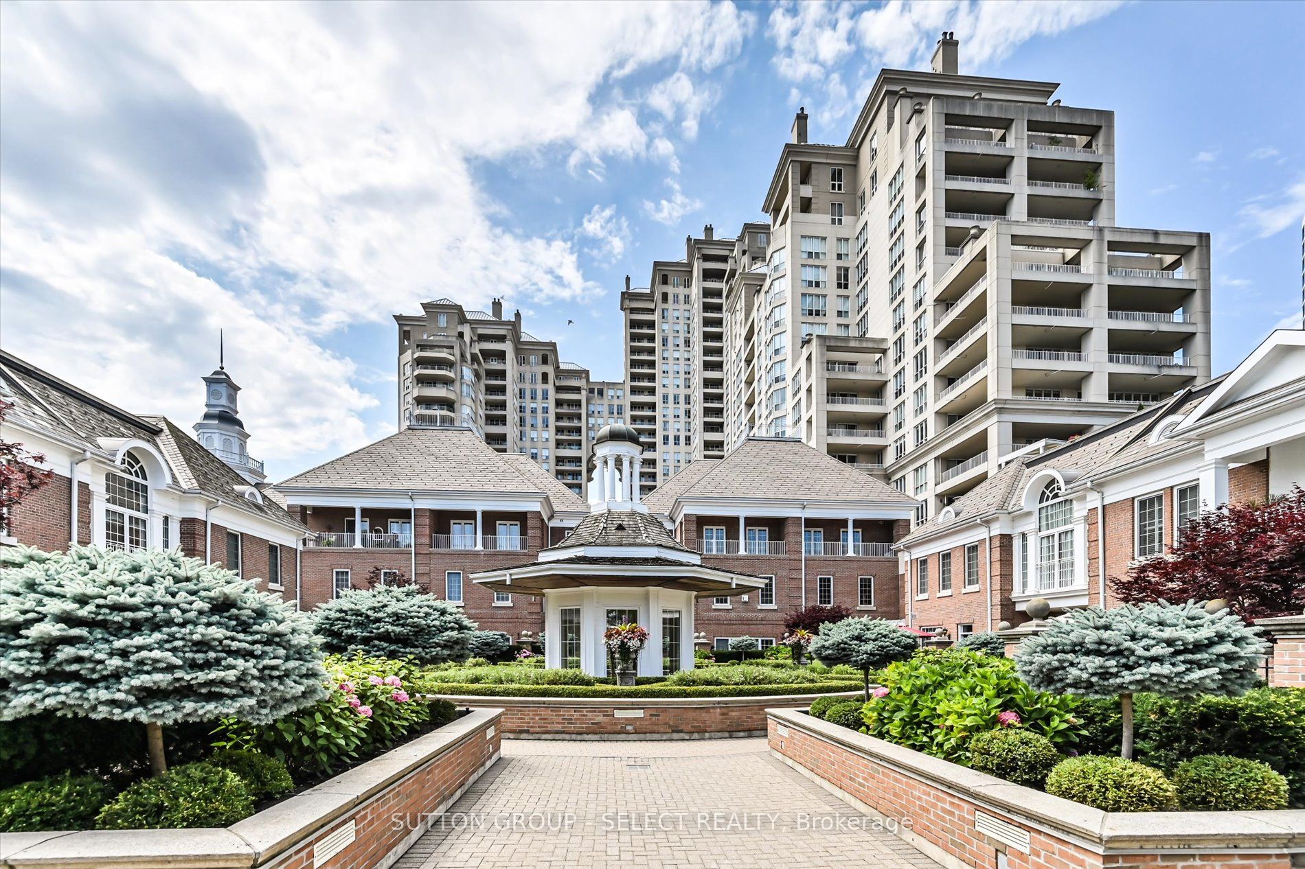 2285 Lake Shore Blvd W, #414