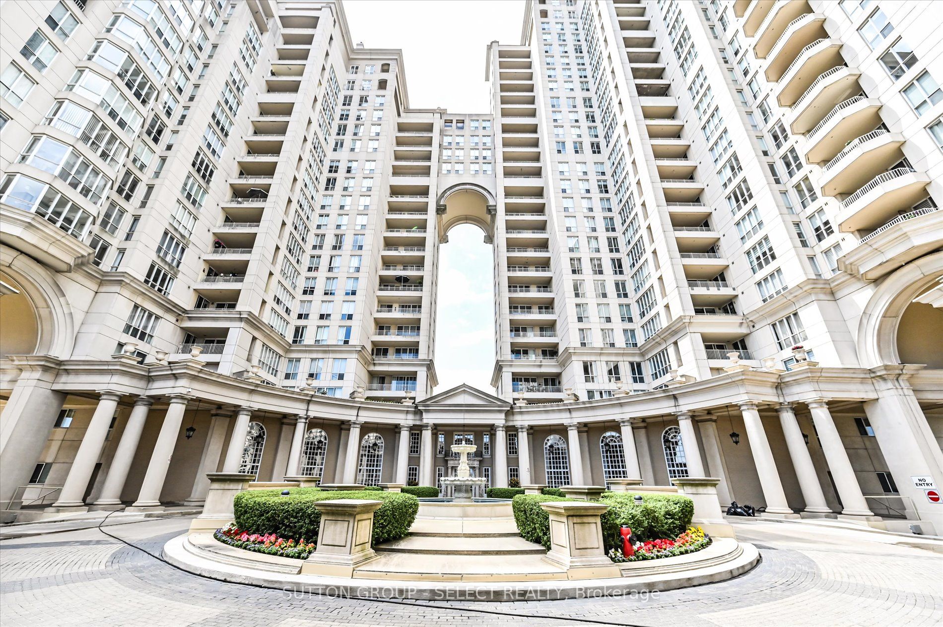2285 Lake Shore Blvd W, #414