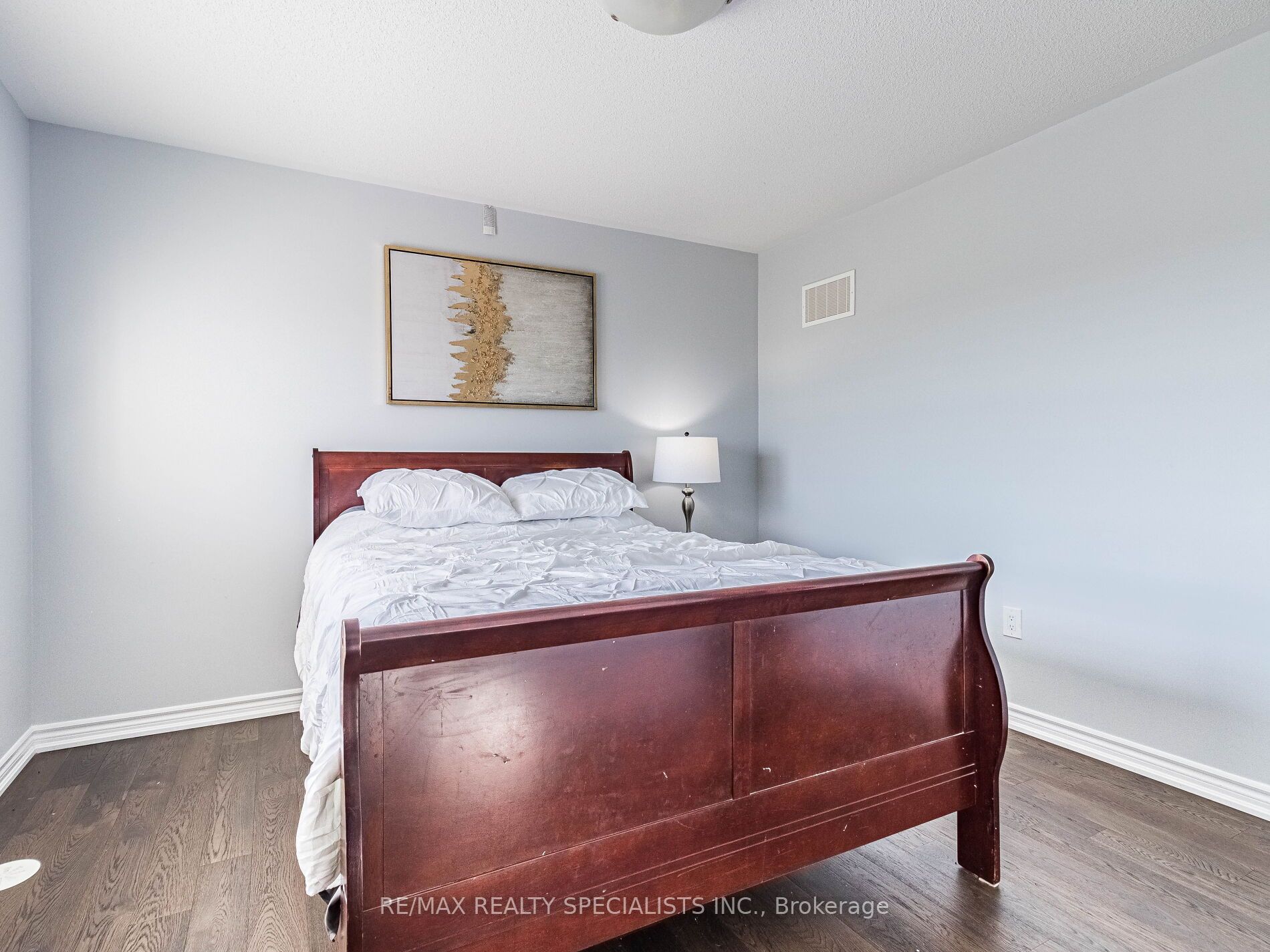 98 Bannister Cres