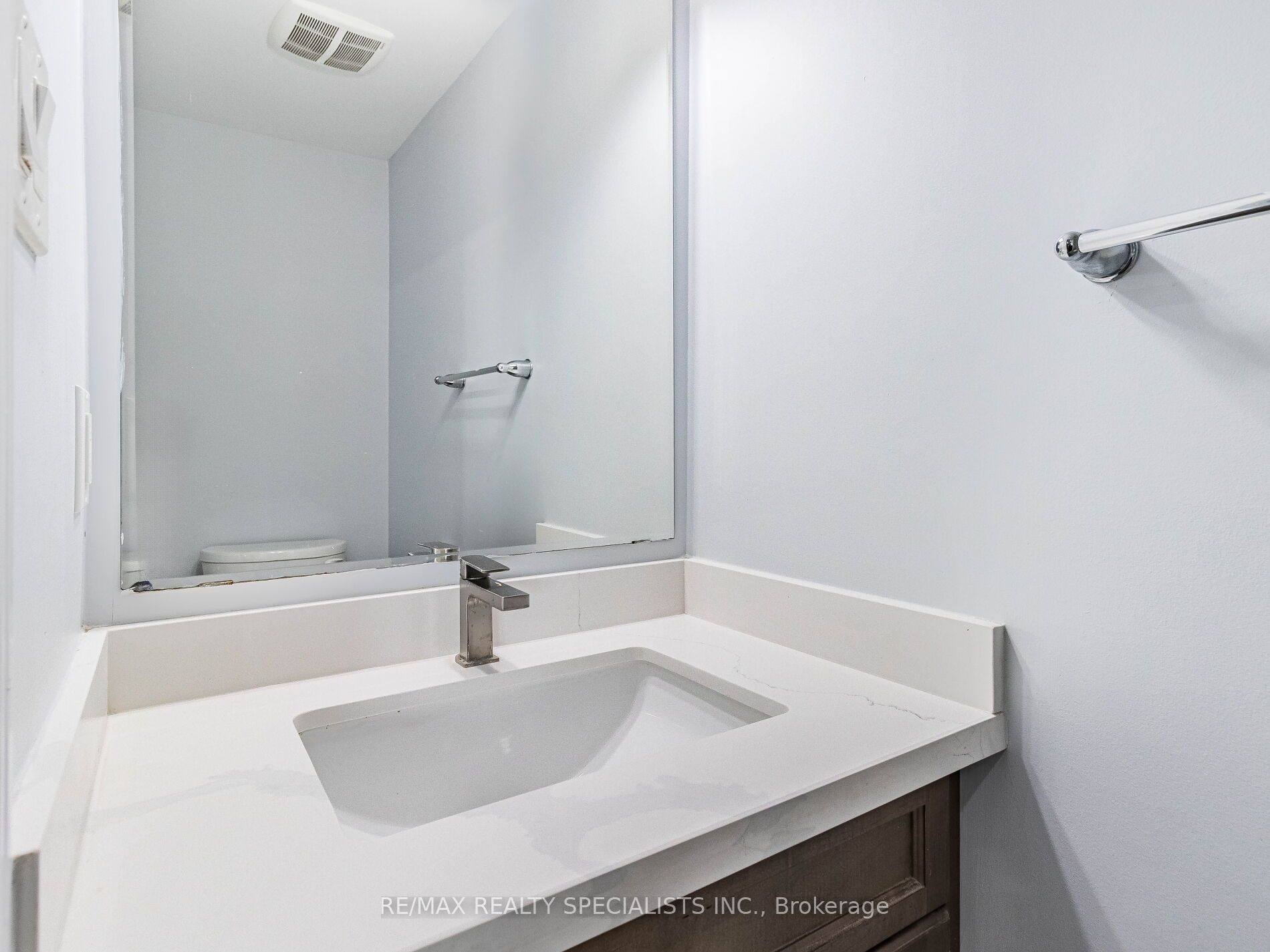 98 Bannister Cres