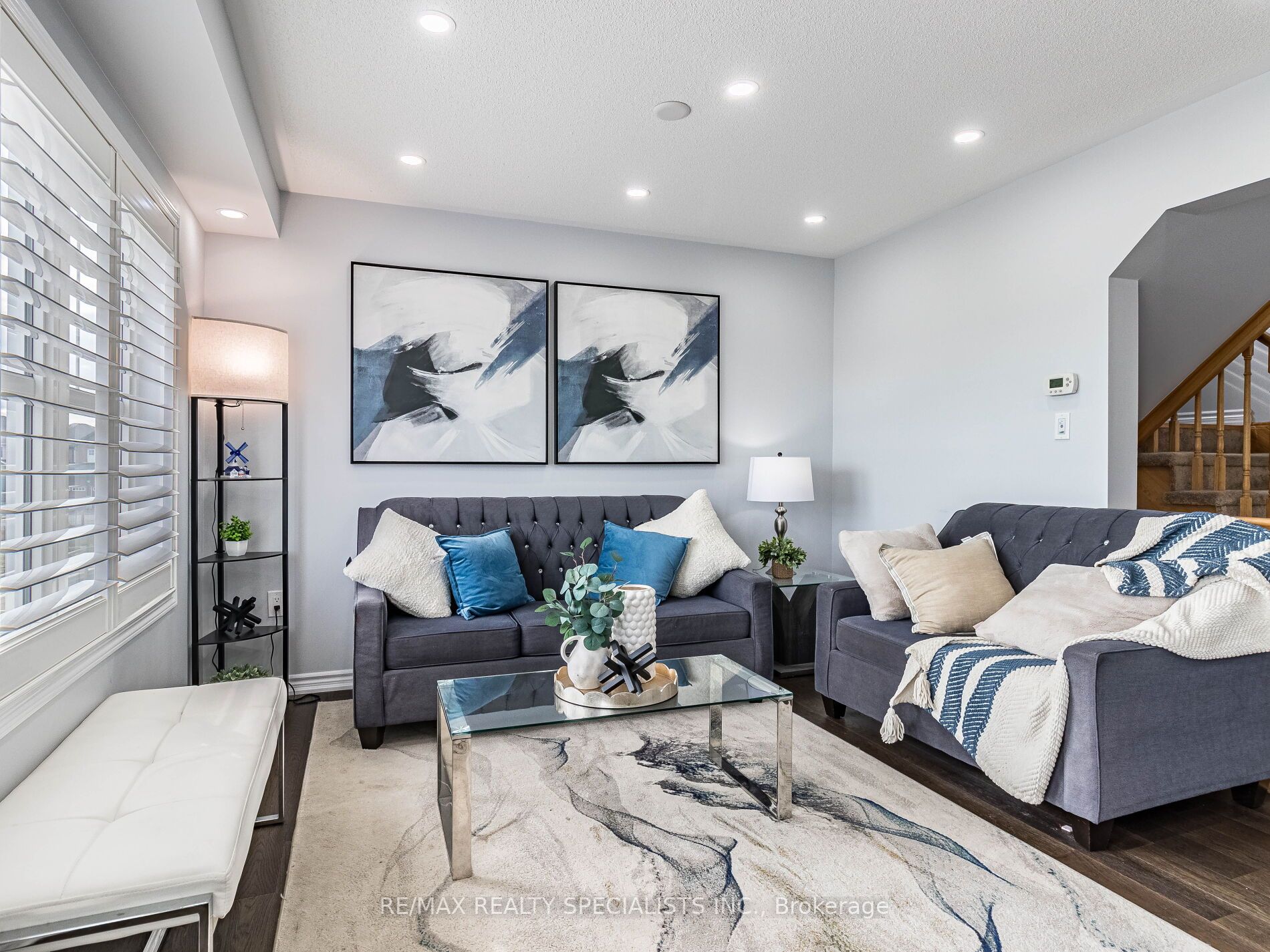 98 Bannister Cres