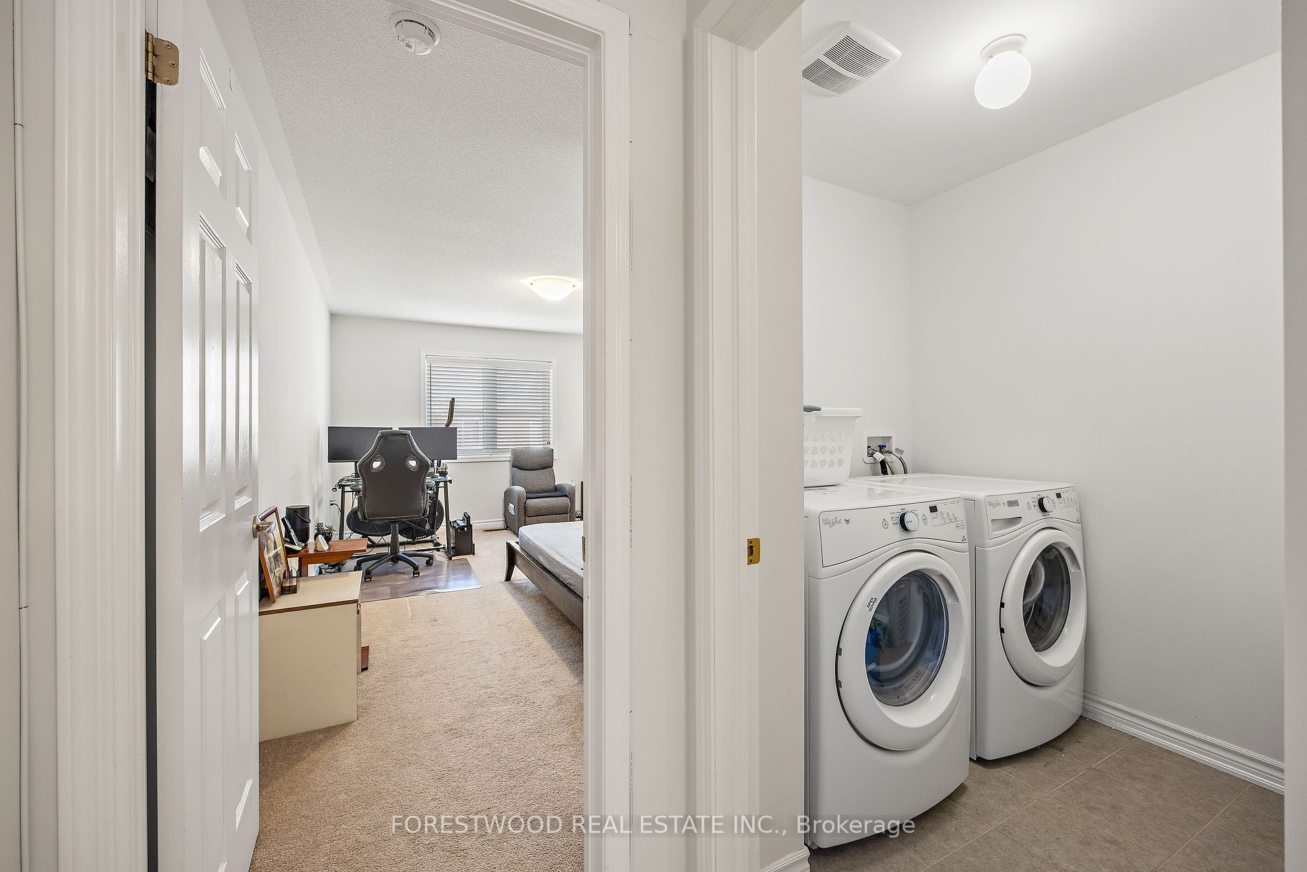 93 Enford Cres