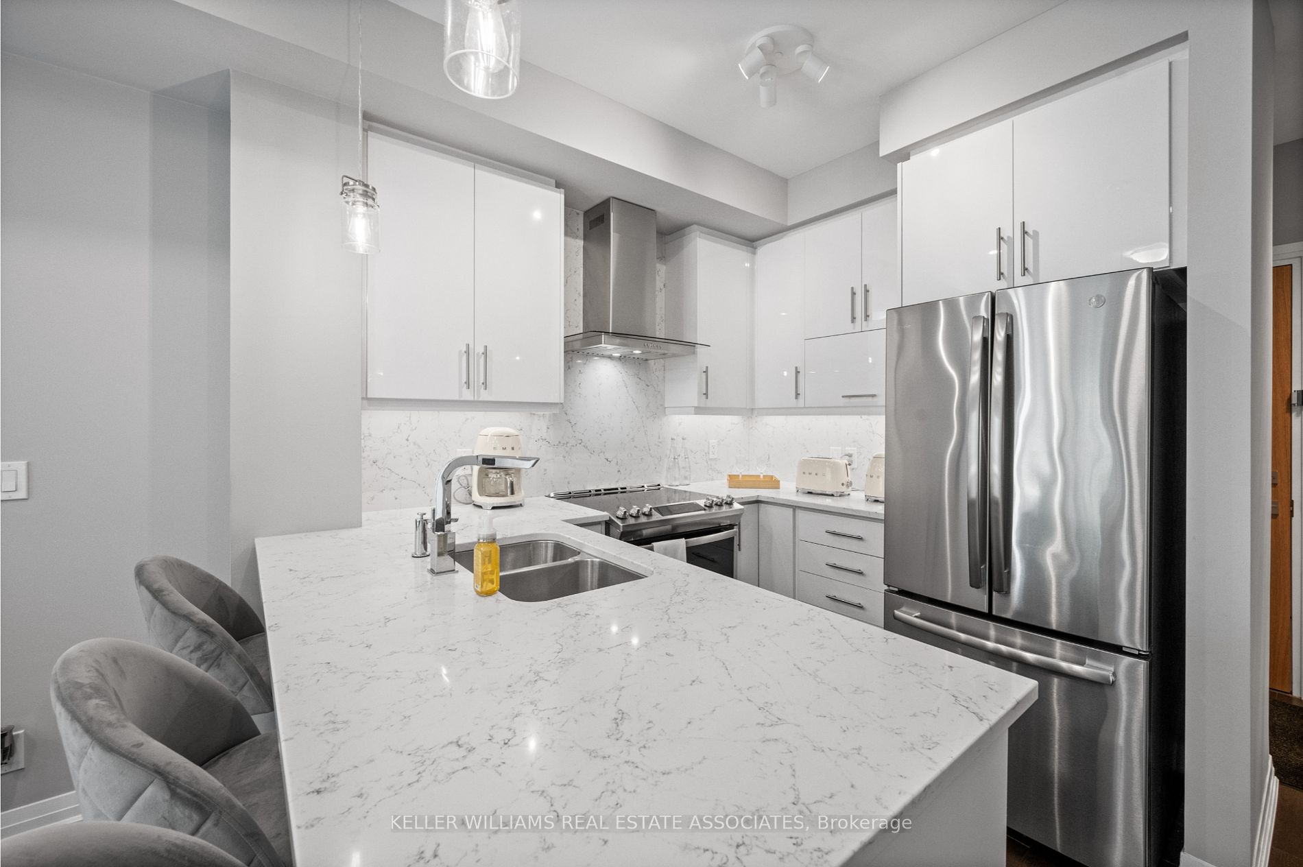 128 Grovewood Common, #226