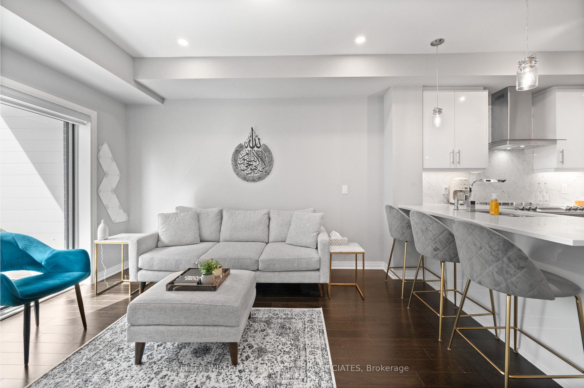 128 Grovewood Common, #226