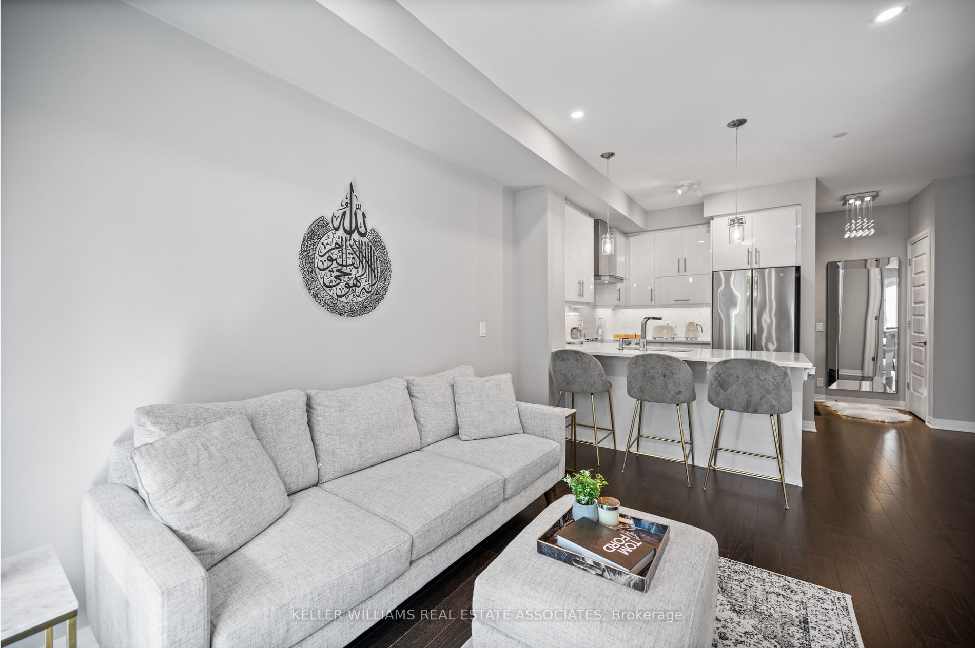 128 Grovewood Common, #226