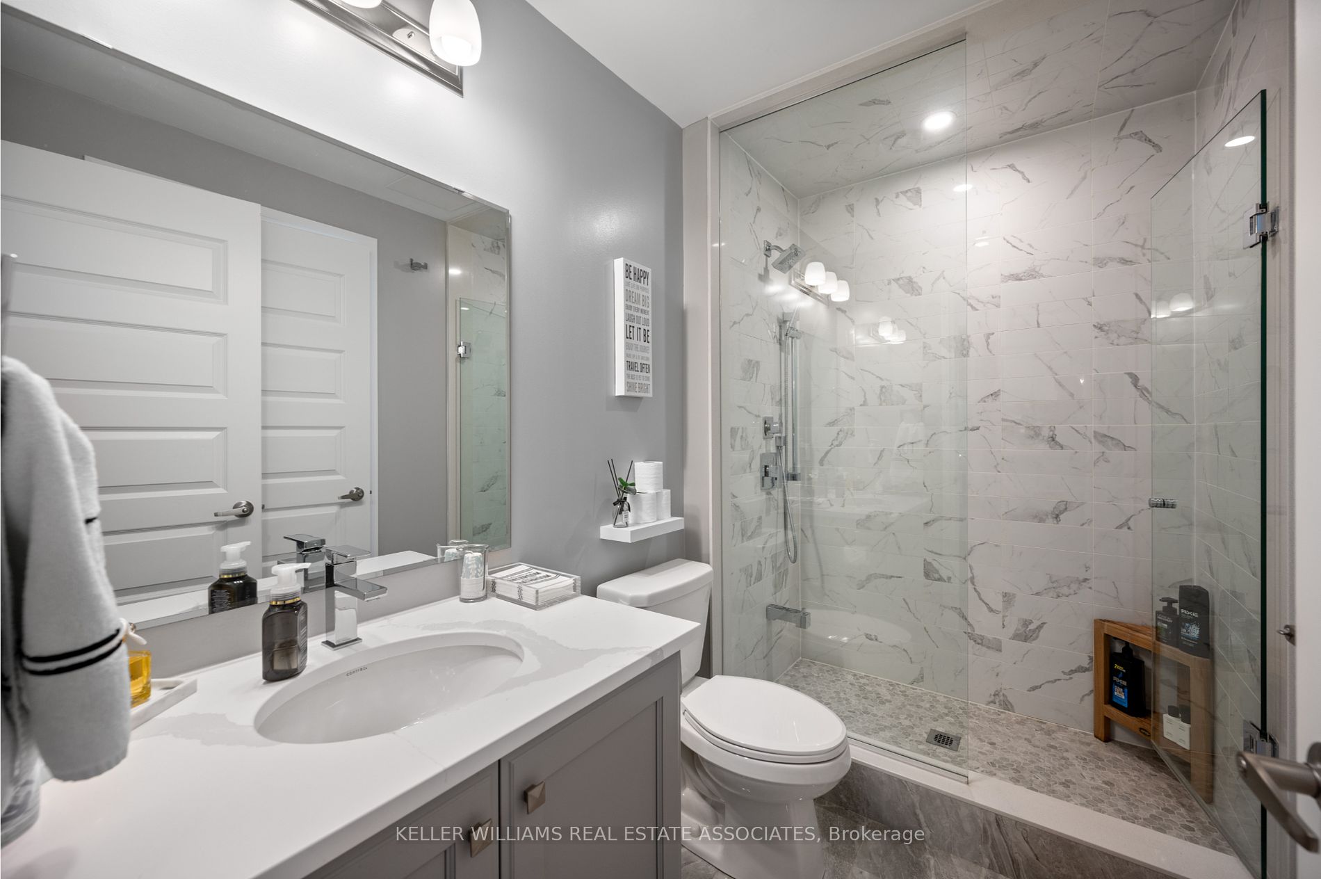 128 Grovewood Common, #226