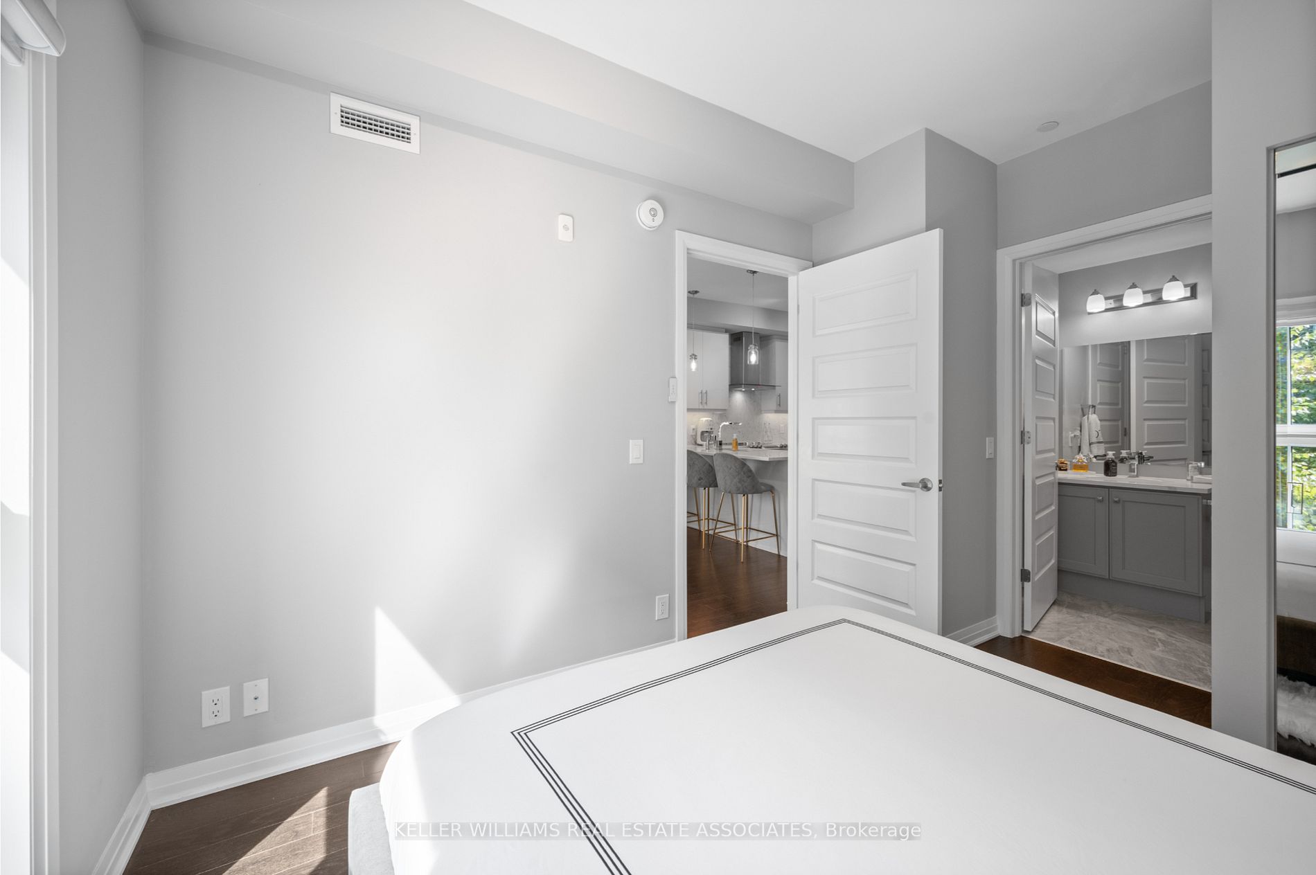 128 Grovewood Common, #226