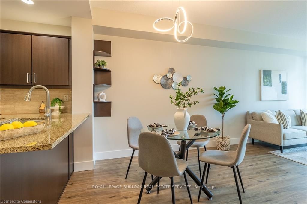 551 Maple Ave, #315