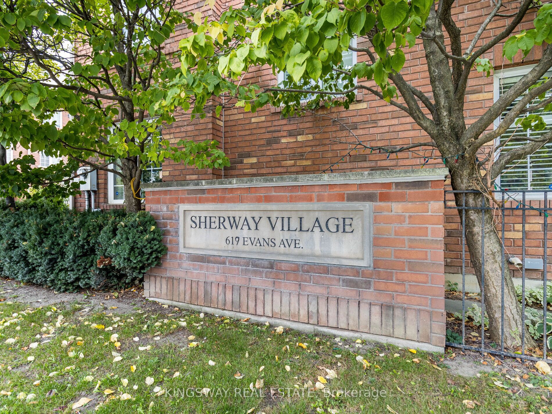 619 Evans Ave, #20