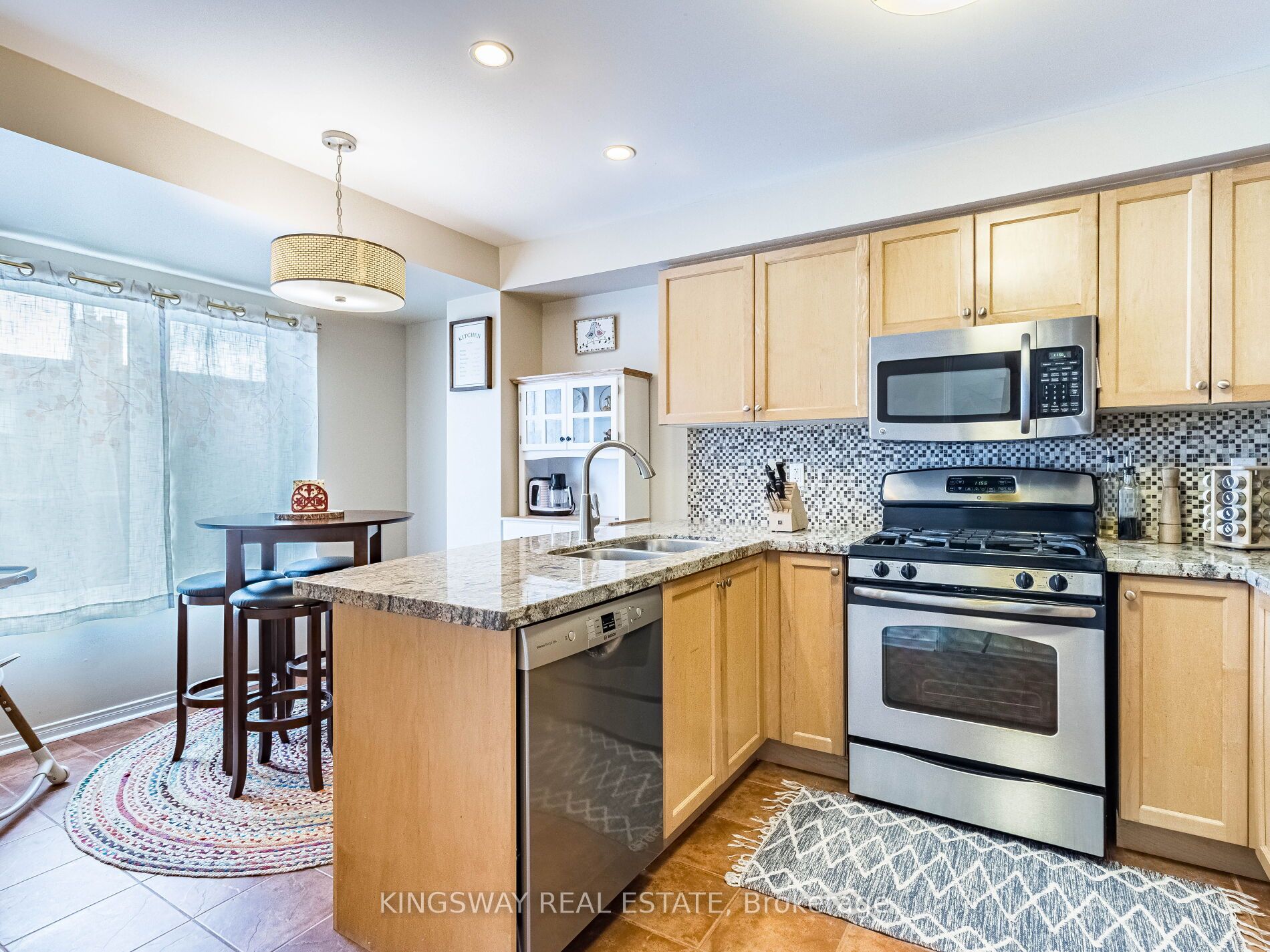 619 Evans Ave, #20