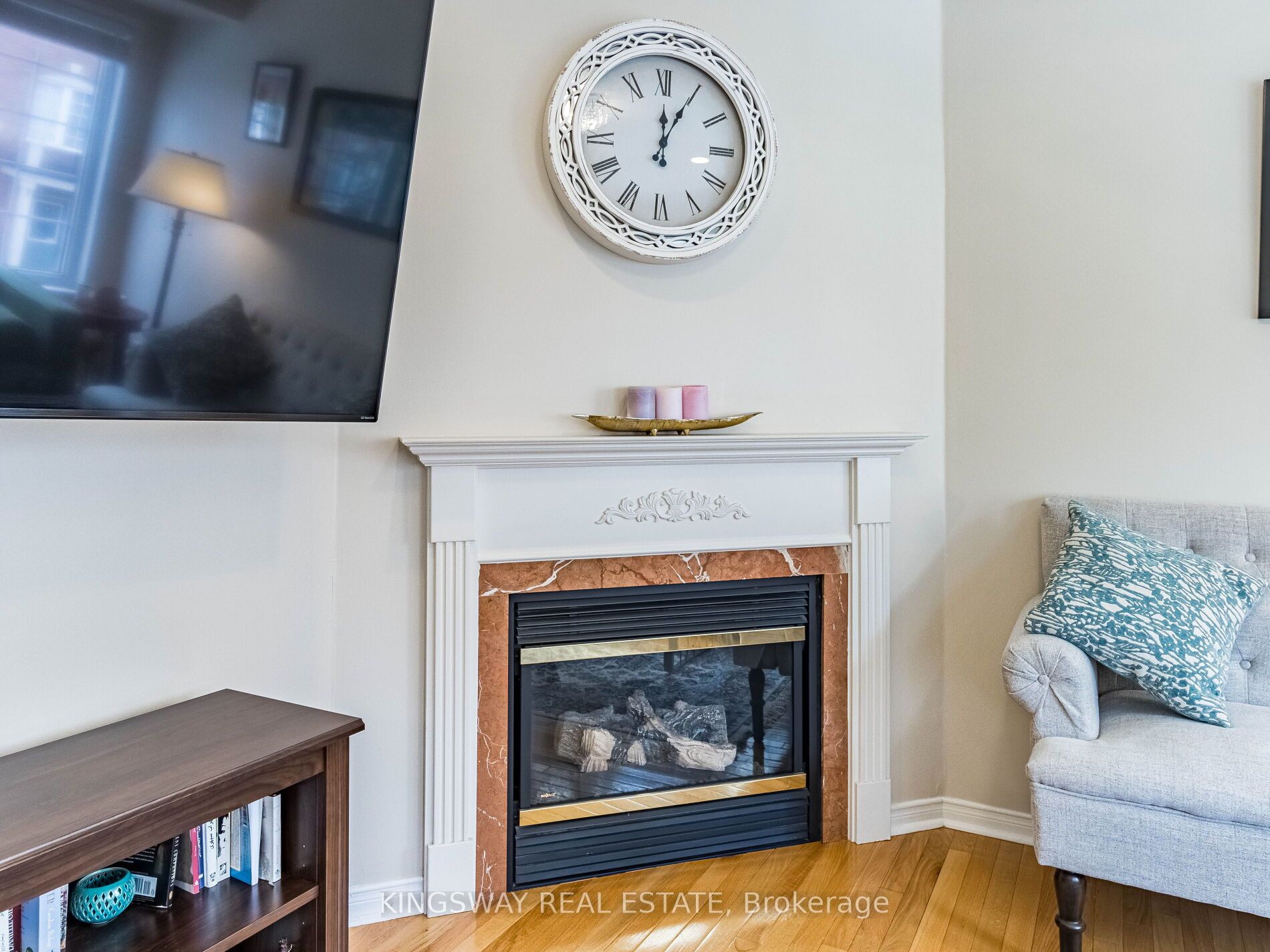 619 Evans Ave, #20