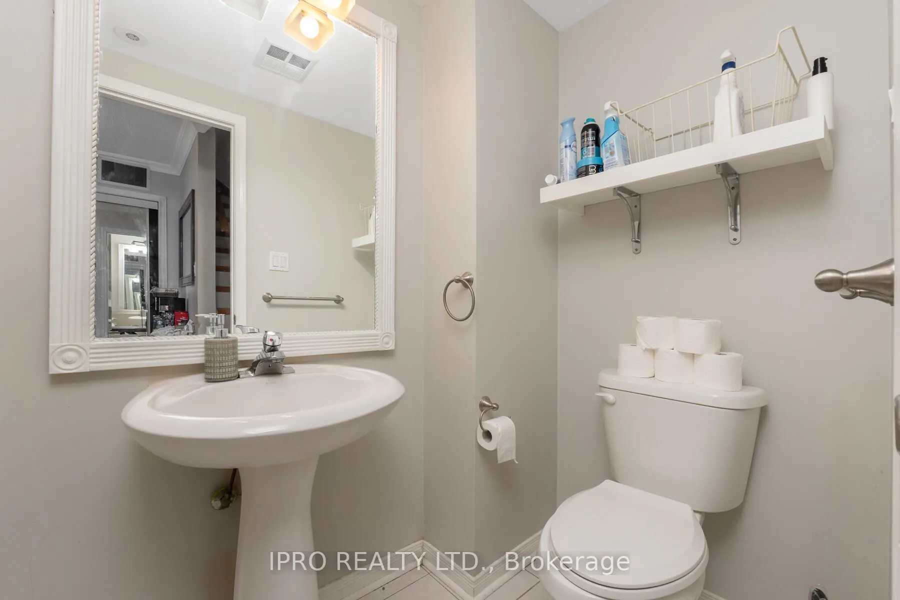 1530 Weston Rd, #204