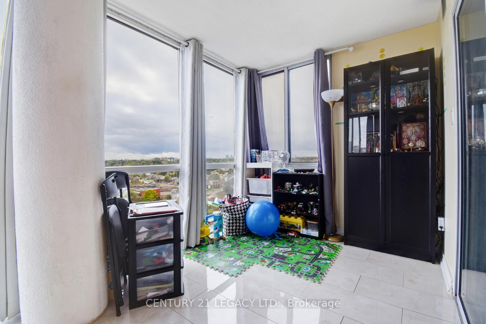 10 Markbrook Lane, #1410