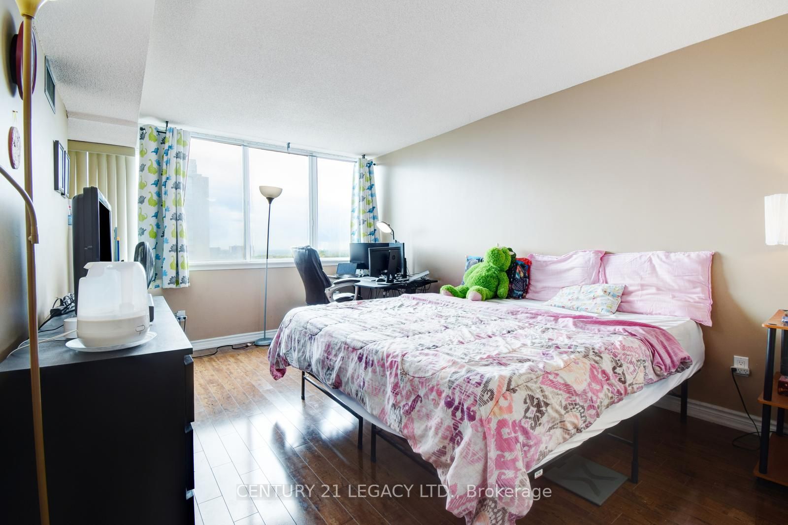 10 Markbrook Lane, #1410