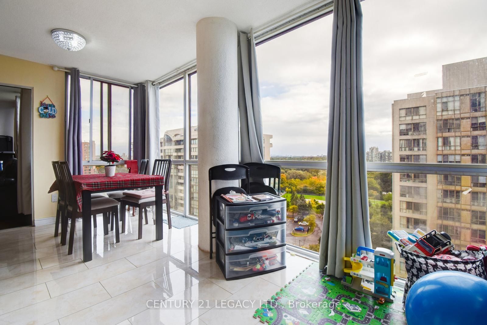 10 Markbrook Lane, #1410