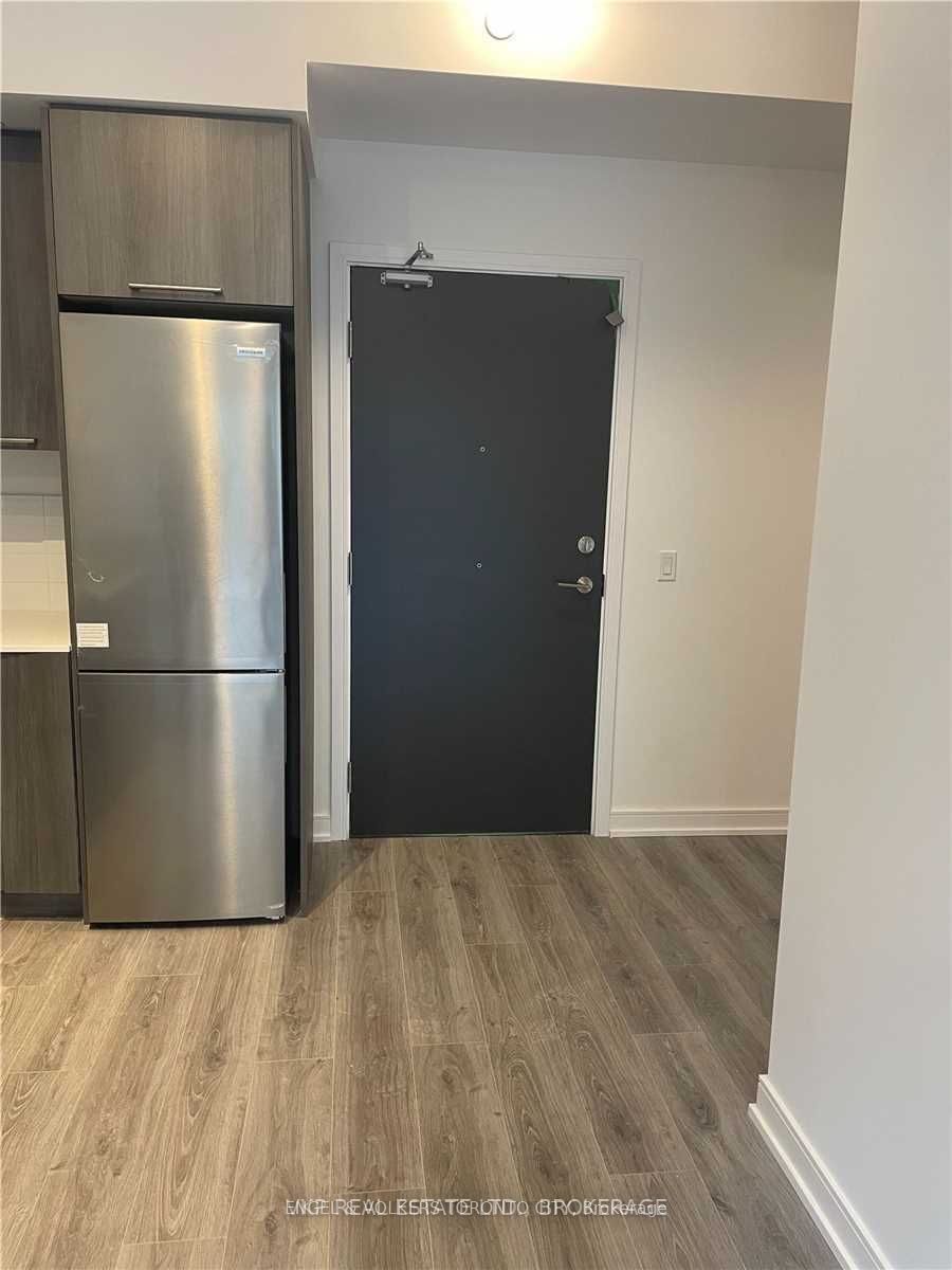25 Neighbourhood Lane, #208