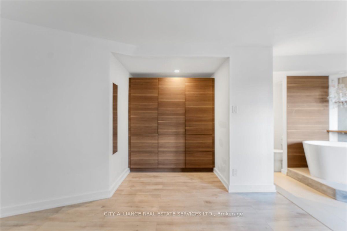 284 Mill Rd, #A25