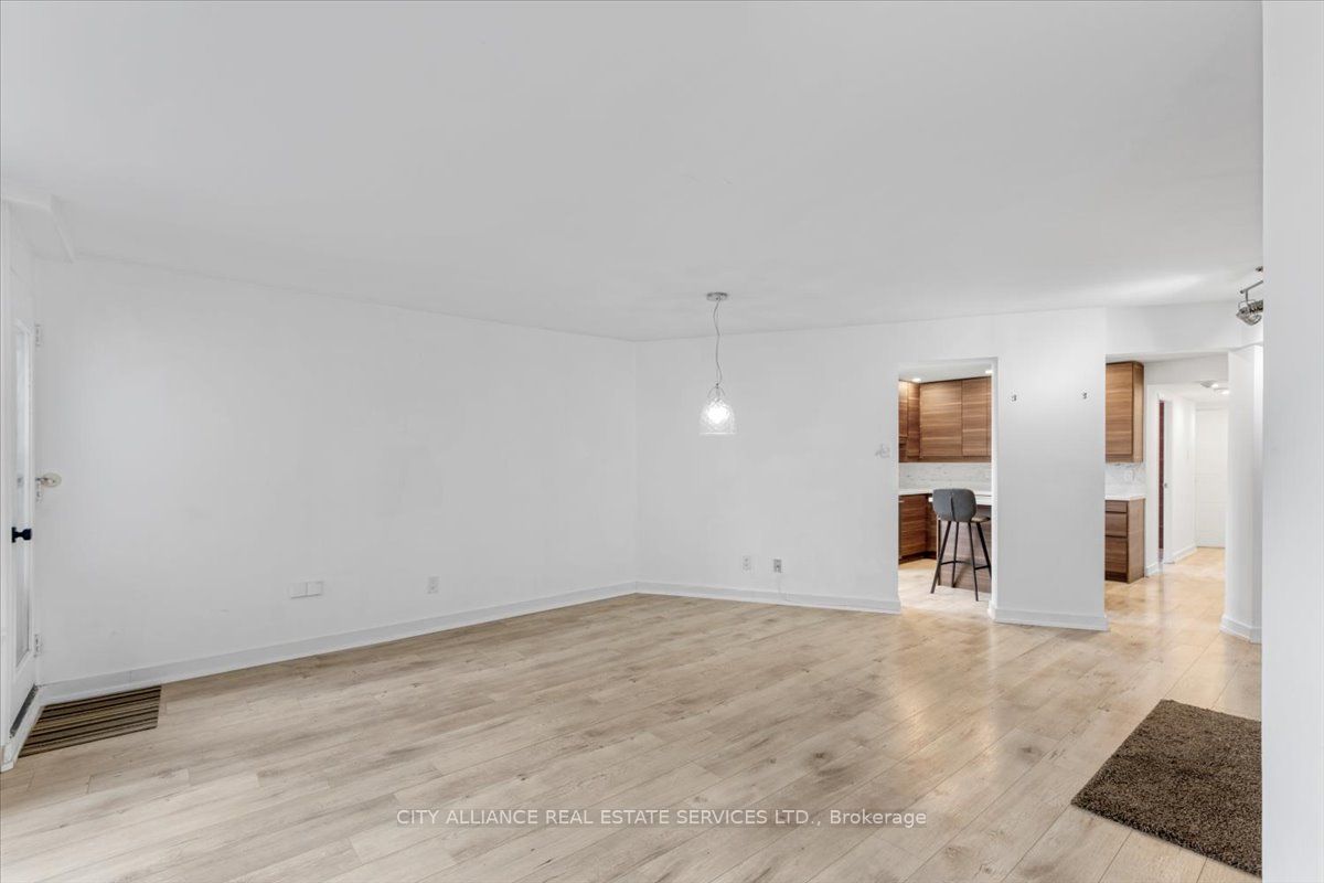 284 Mill Rd, #A25