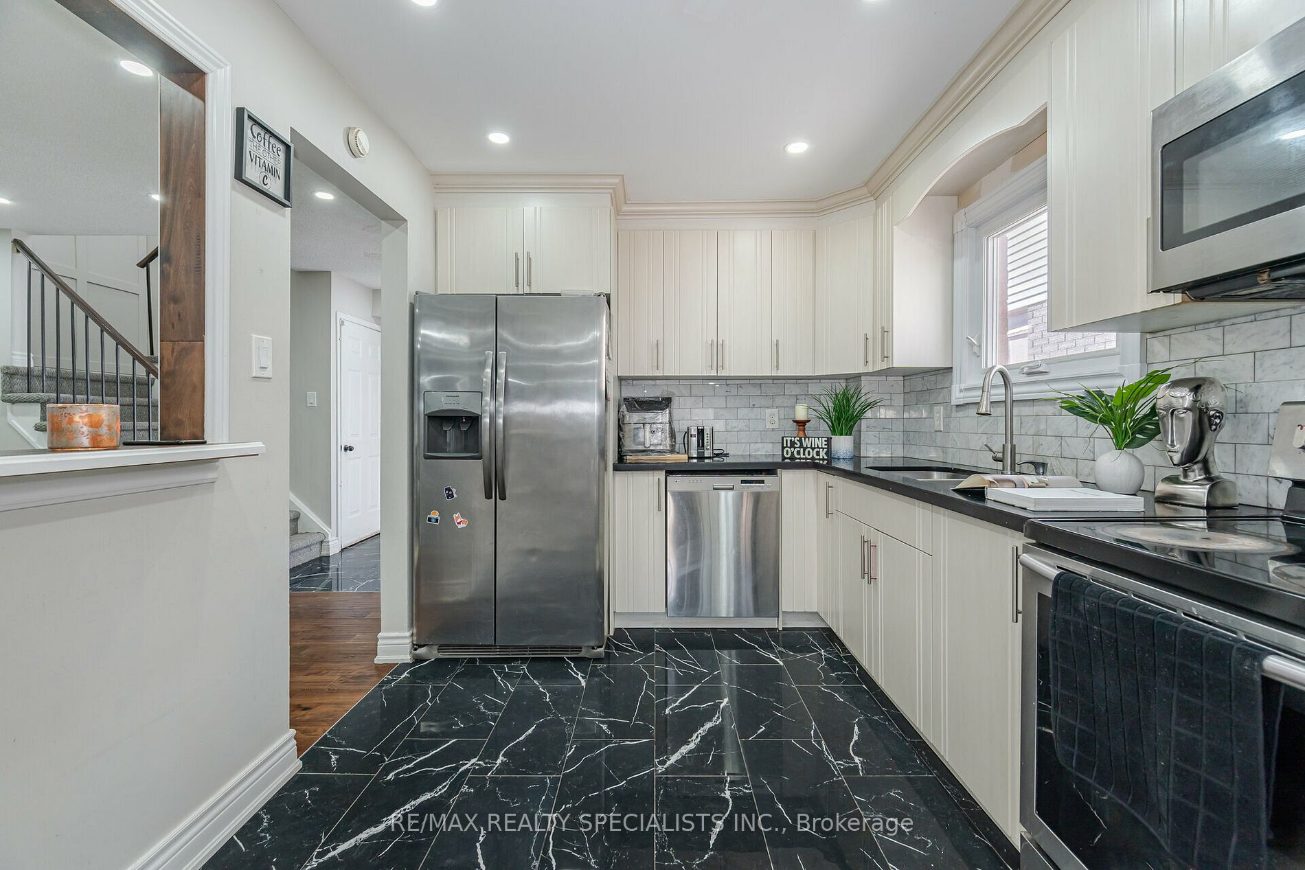 106 Horton Cres