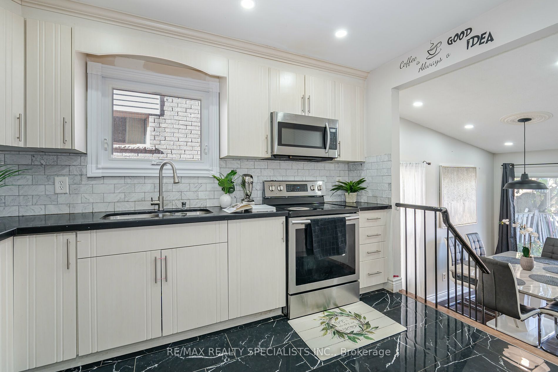 106 Horton Cres