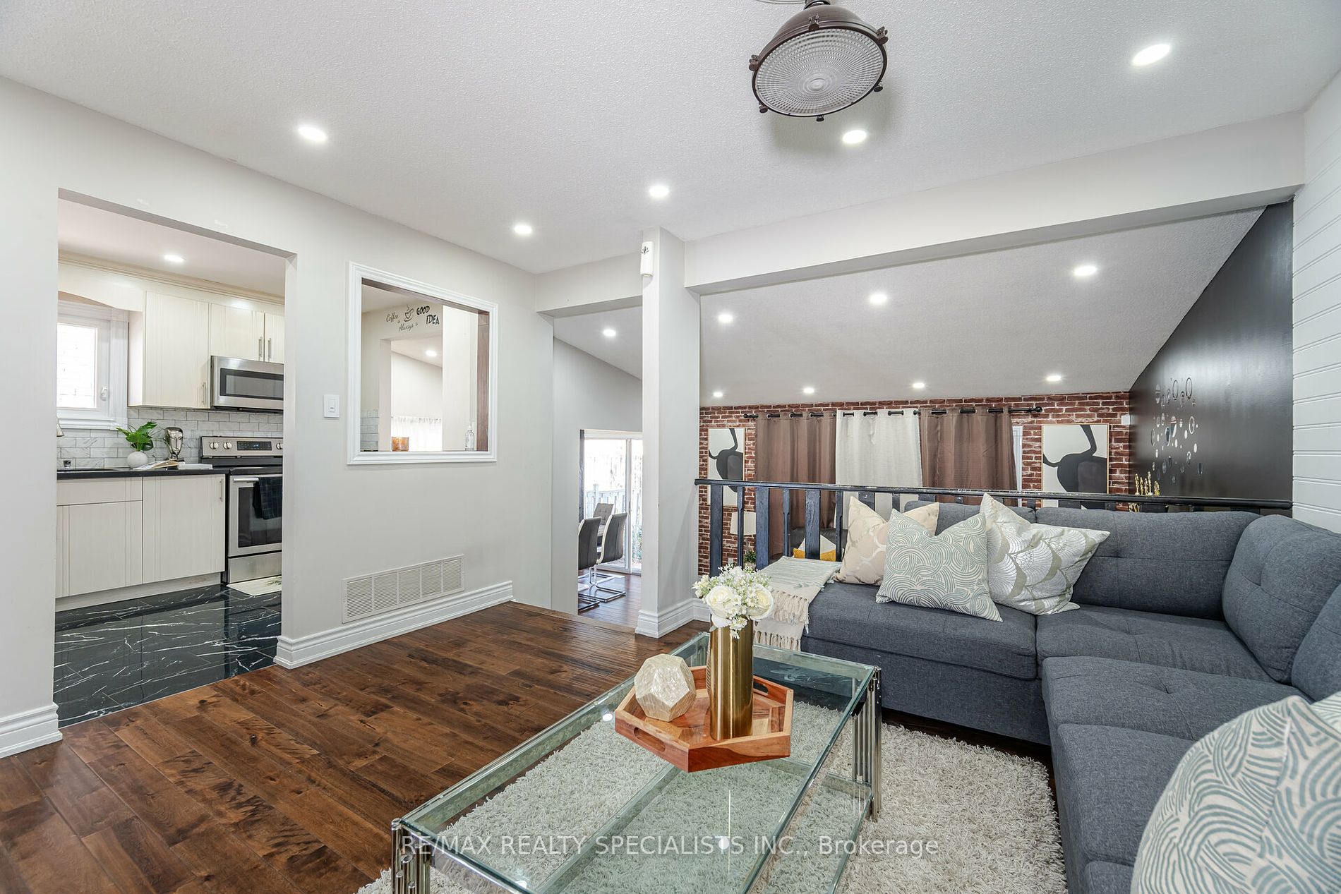 106 Horton Cres