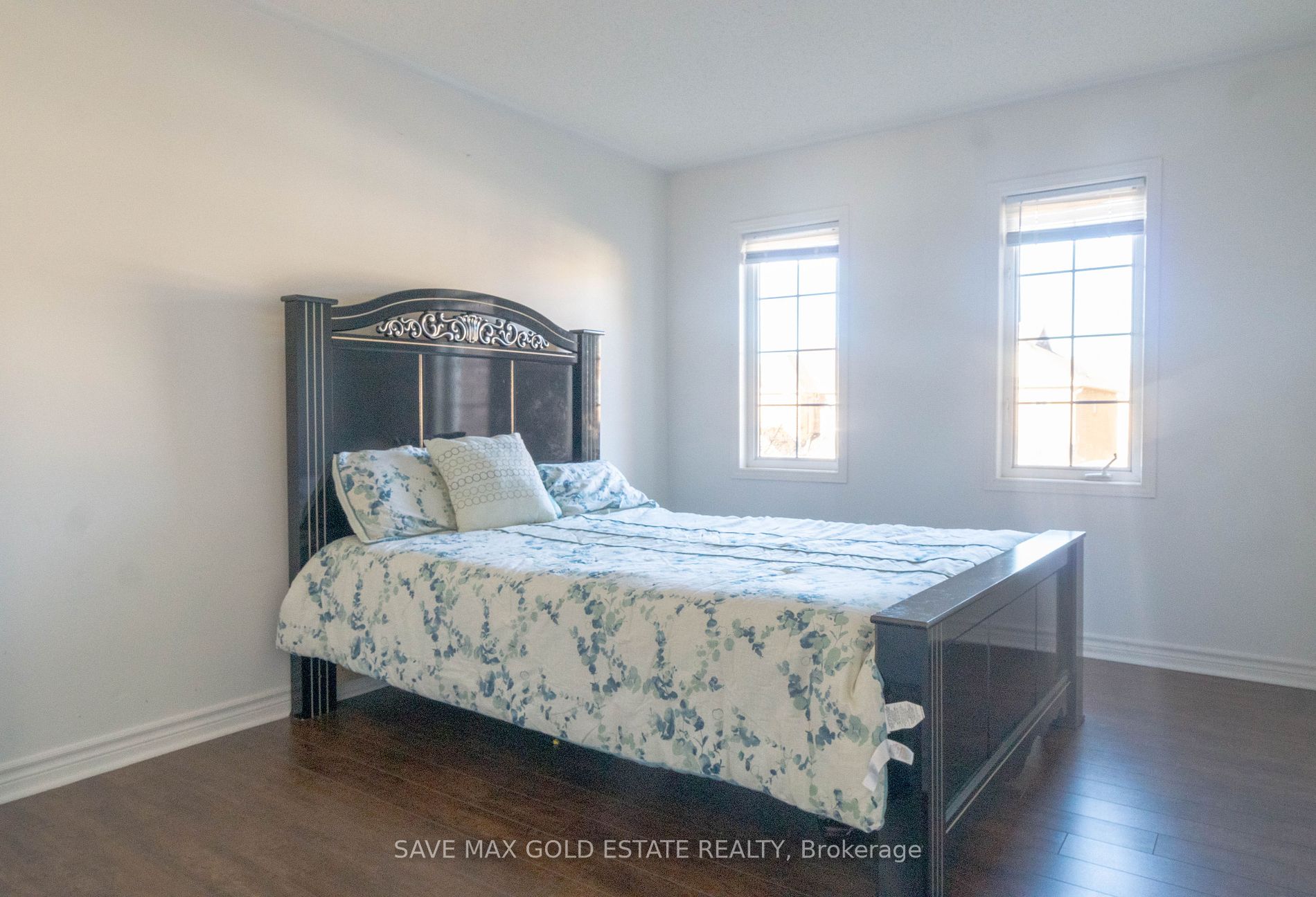 75 Saintsbury Cres