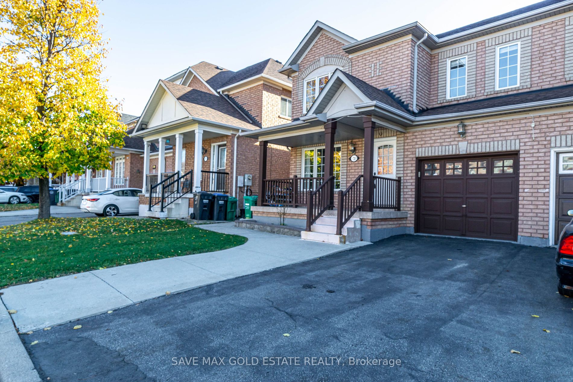 75 Saintsbury Cres