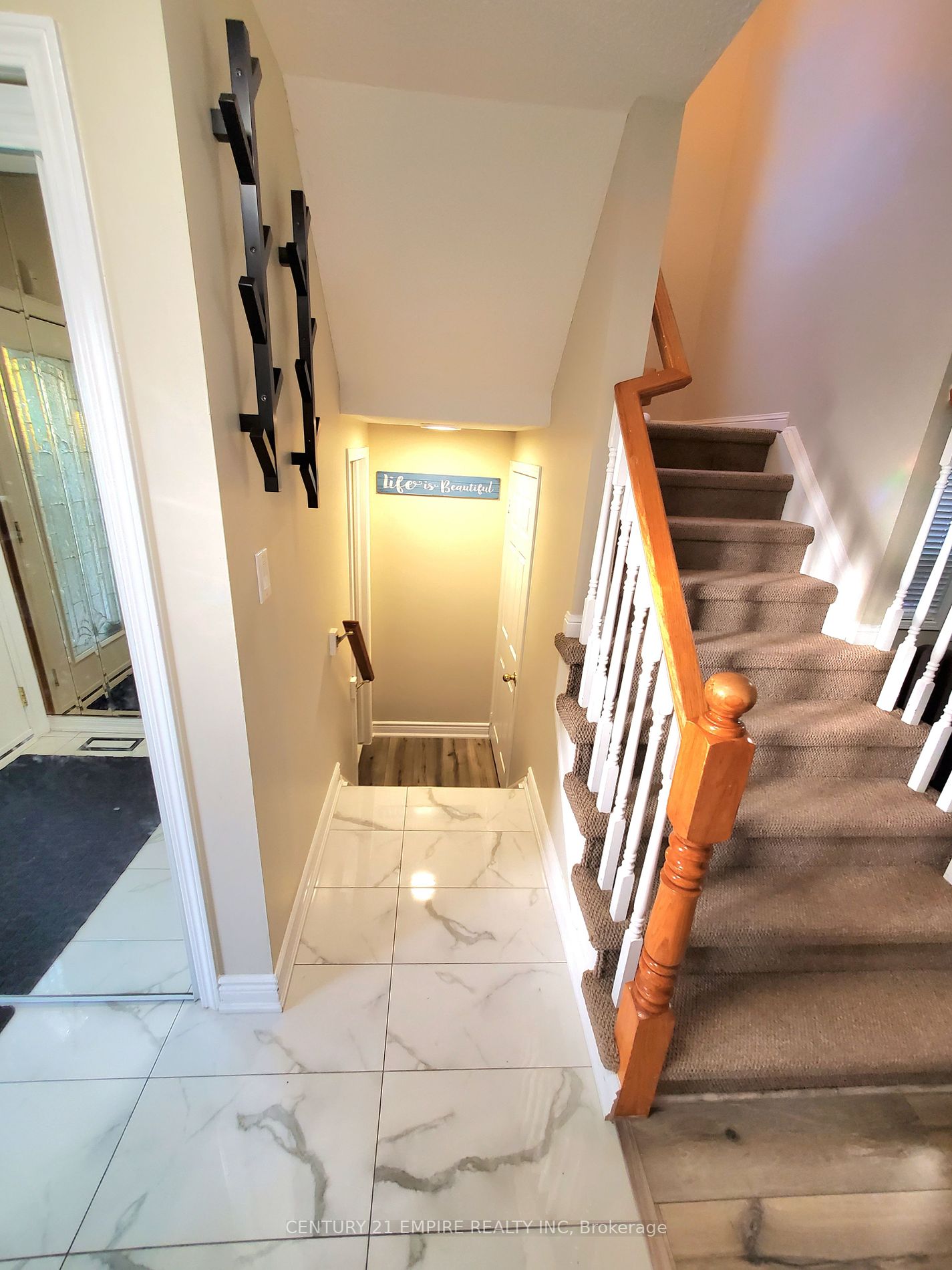 63 Jessop Dr