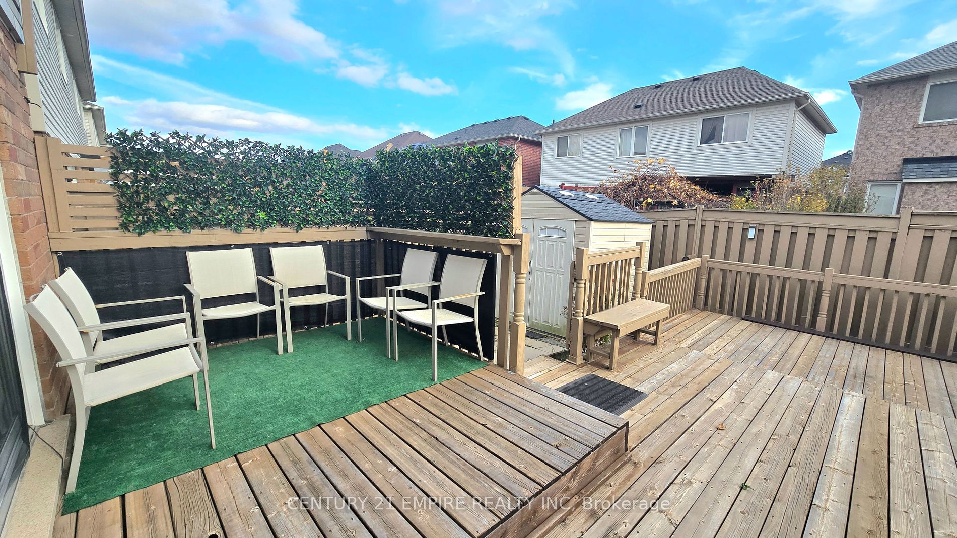 63 Jessop Dr