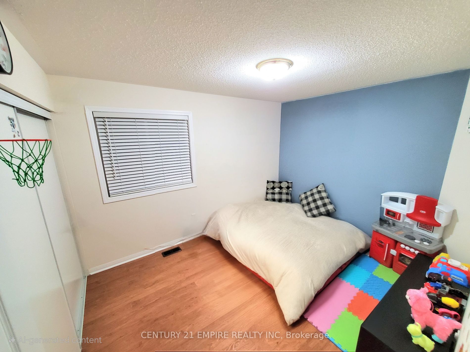 63 Jessop Dr