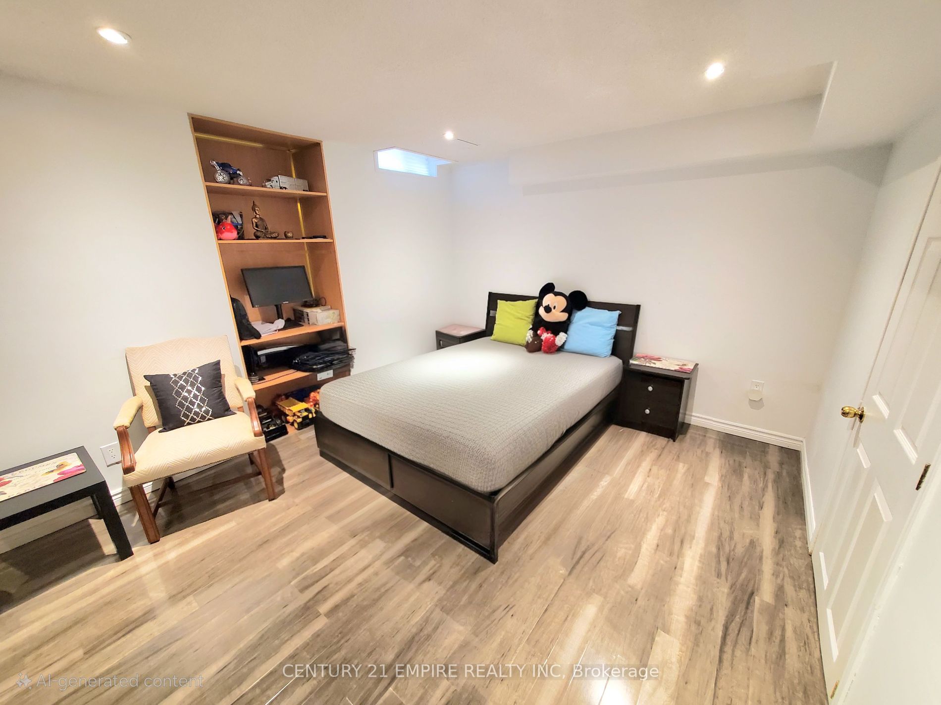 63 Jessop Dr