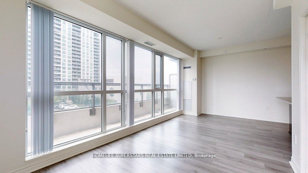 349 Rathburn Rd W, #306
