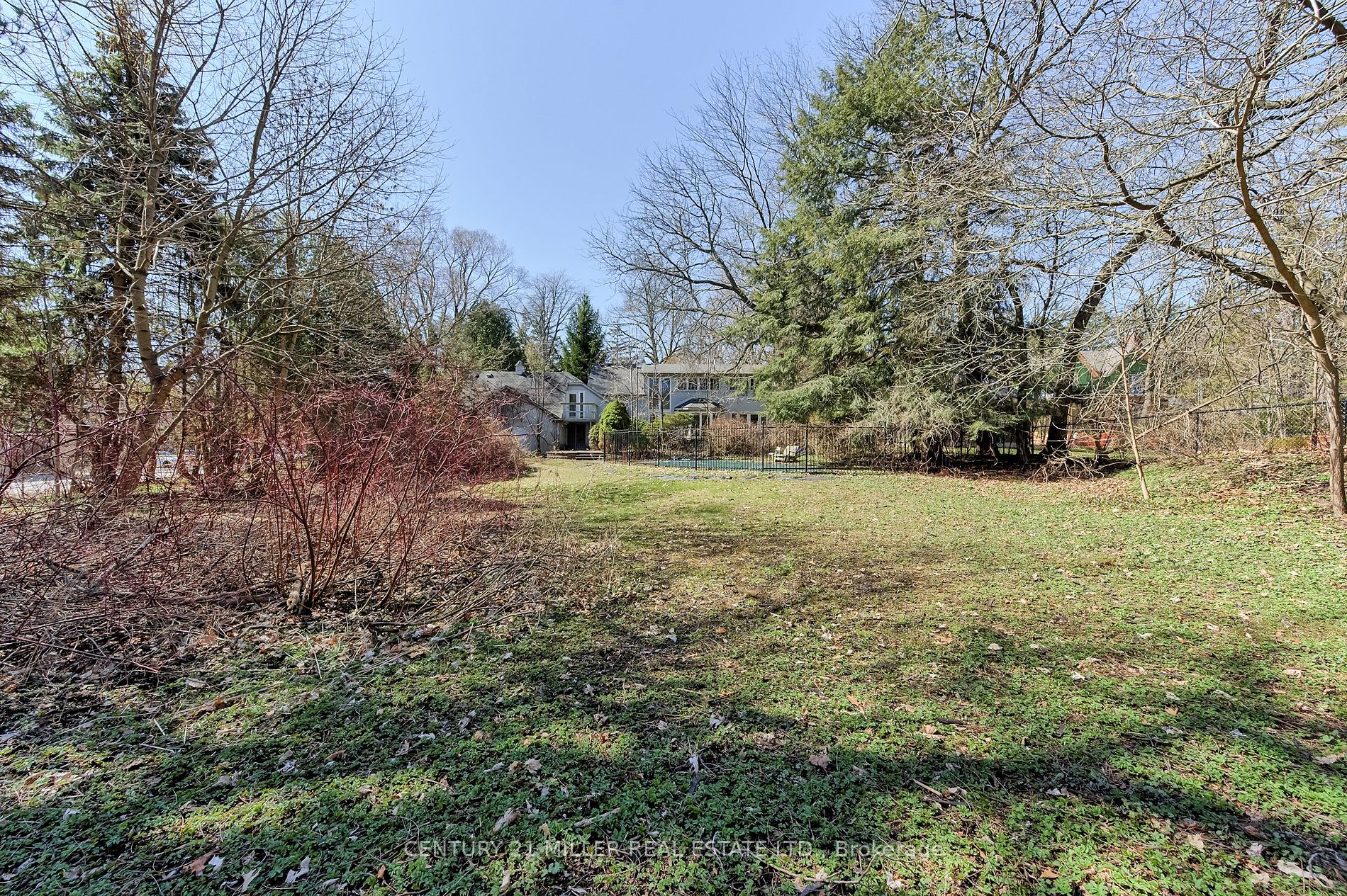 143 Balsam Dr