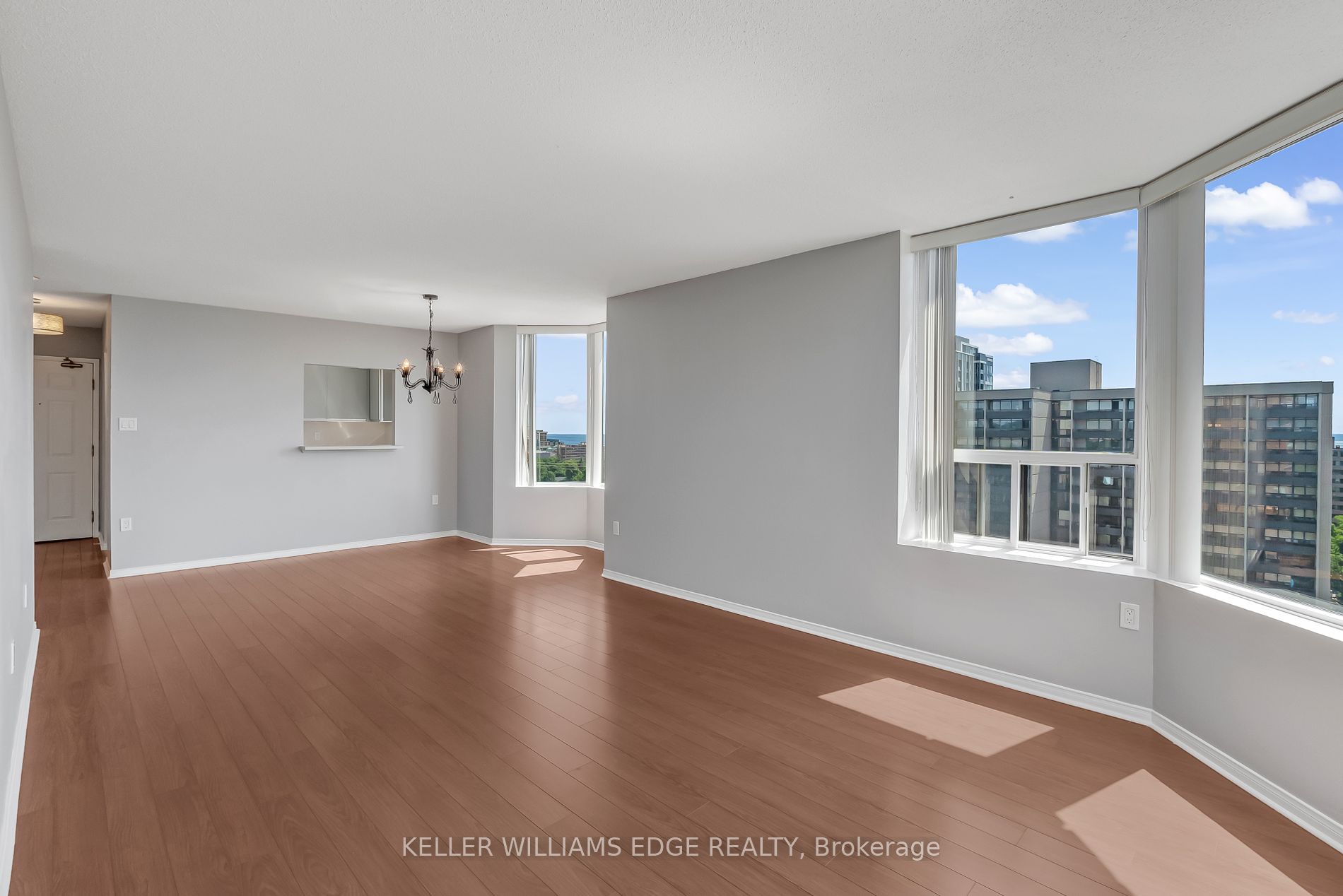 1270 Maple Crossing Blvd, #1702