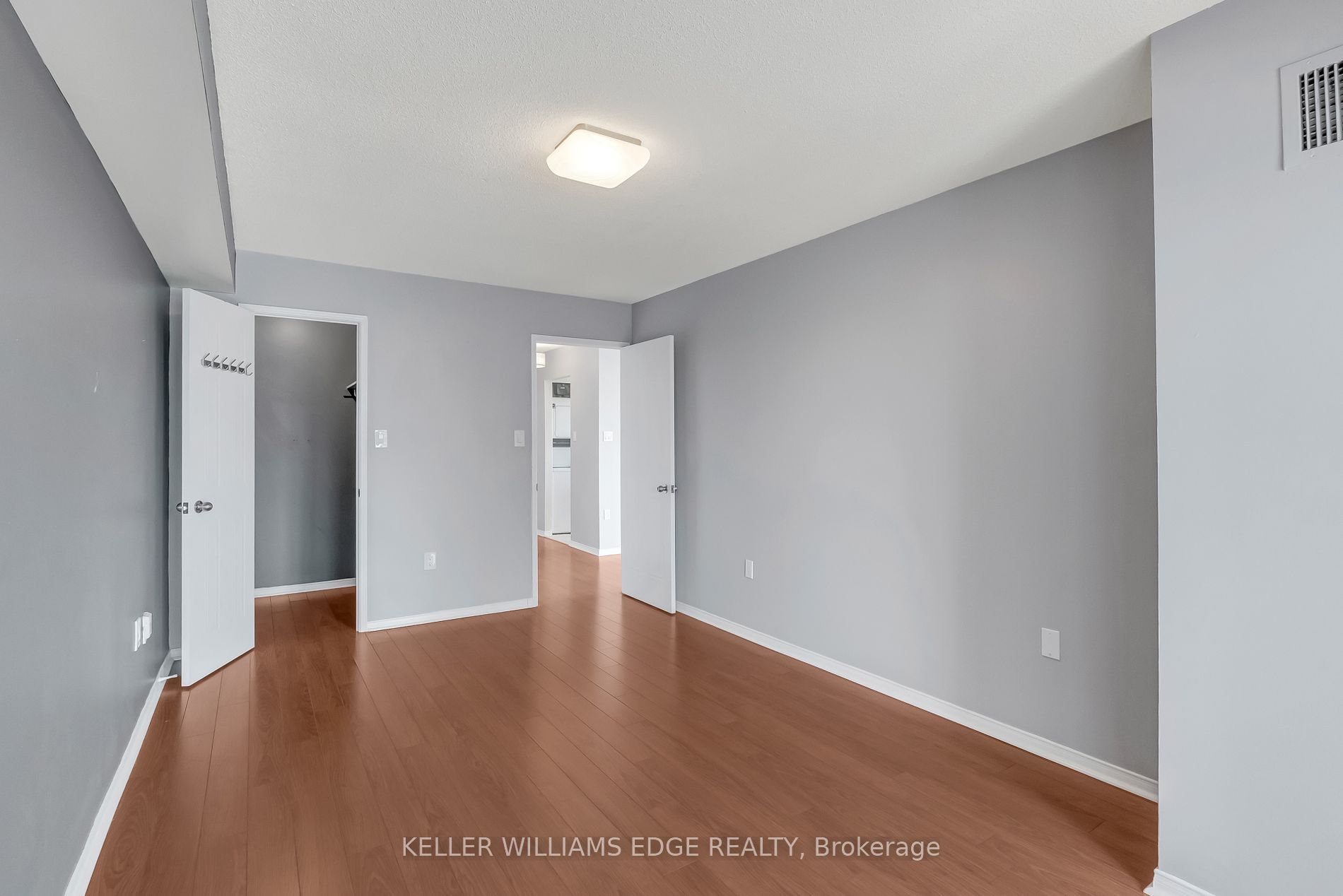1270 Maple Crossing Blvd, #1702