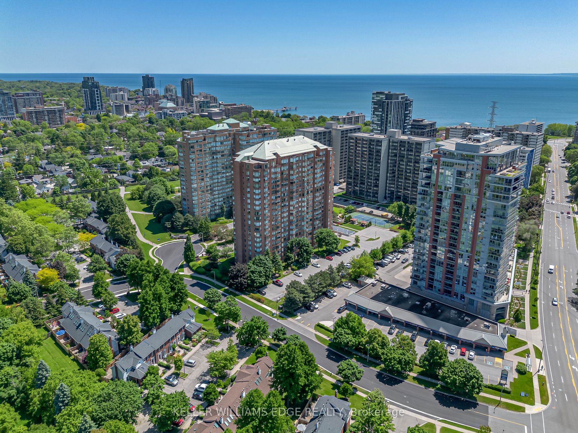 1270 Maple Crossing Blvd, #1702